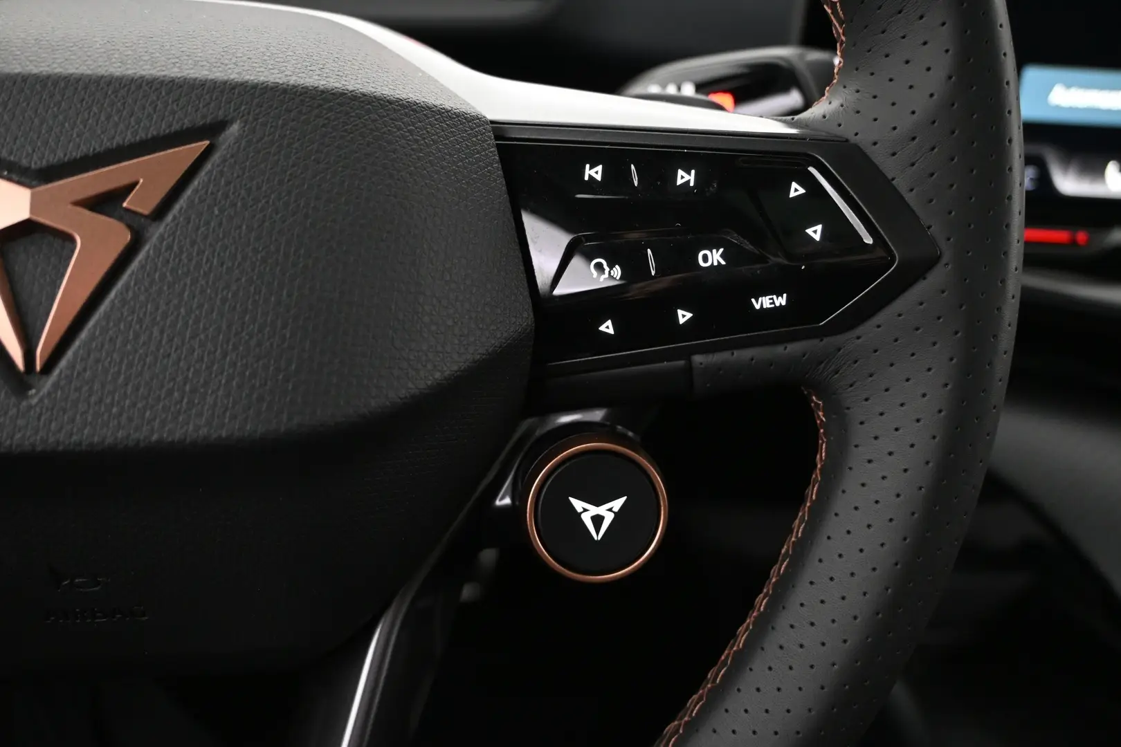 Car Image - 2gioaayQFVvnHTWsln1lnI