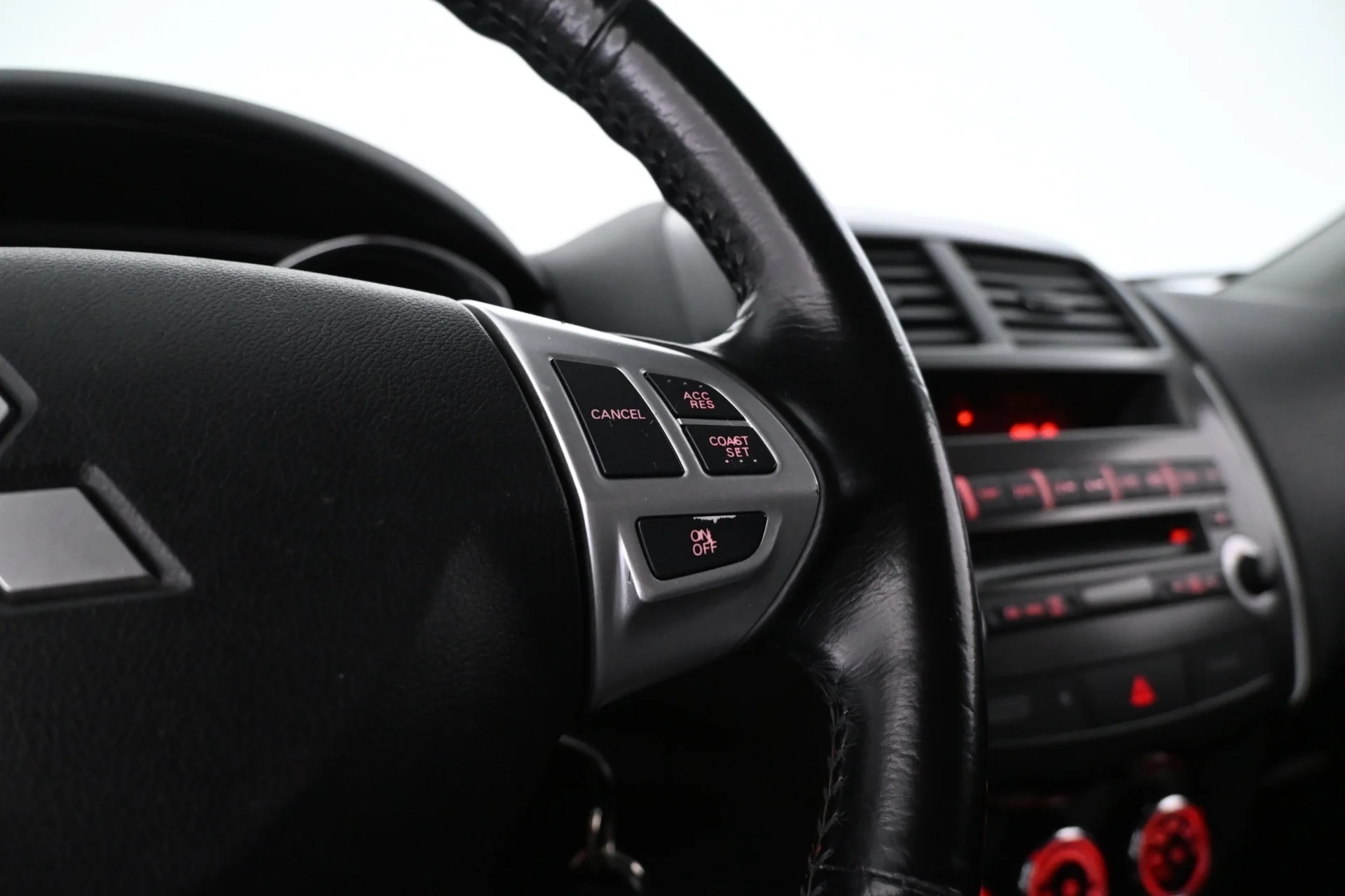 Car Image - 5JA4tuomamoD09FBQgOHwR