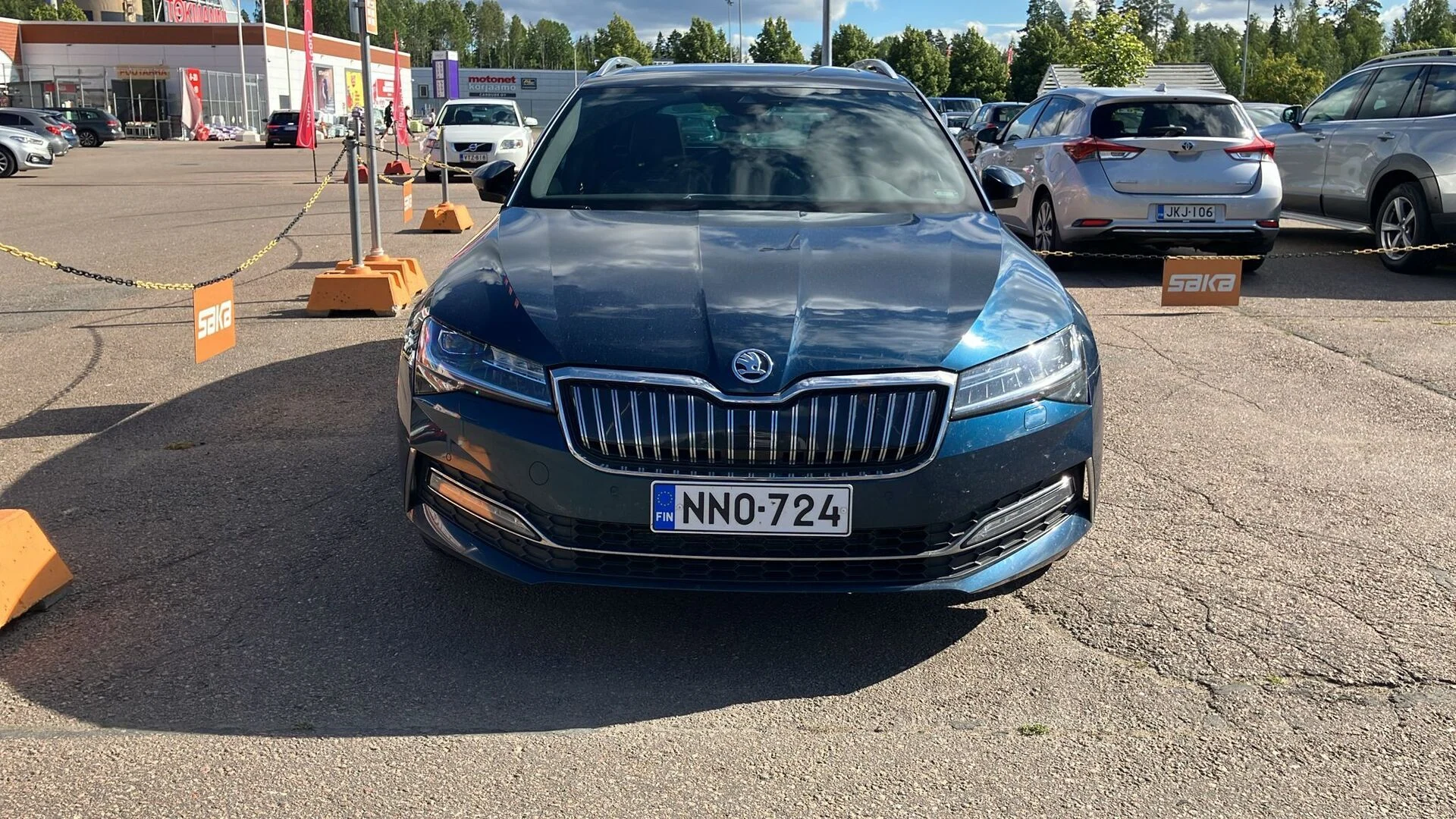 Car Image - 1aeZAsq4BPfLk0ugrQwmGY