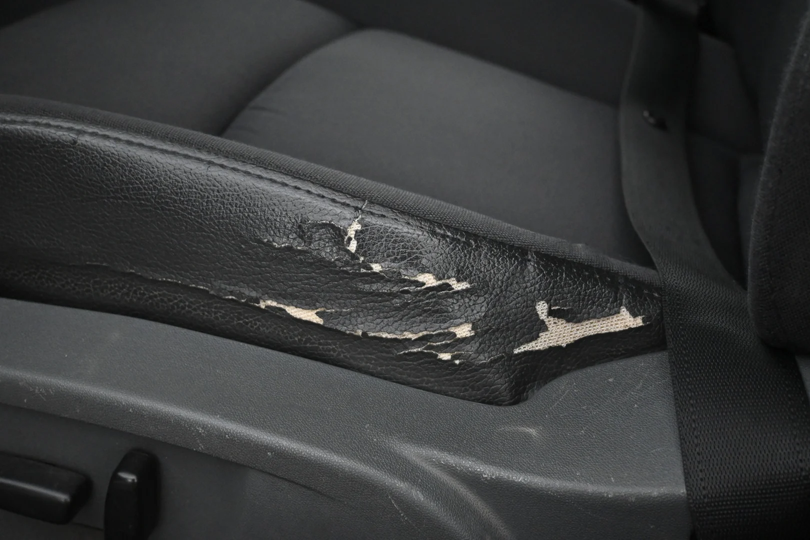 Car Image - 36F4z7DgG16AYF7K7CRZ4d