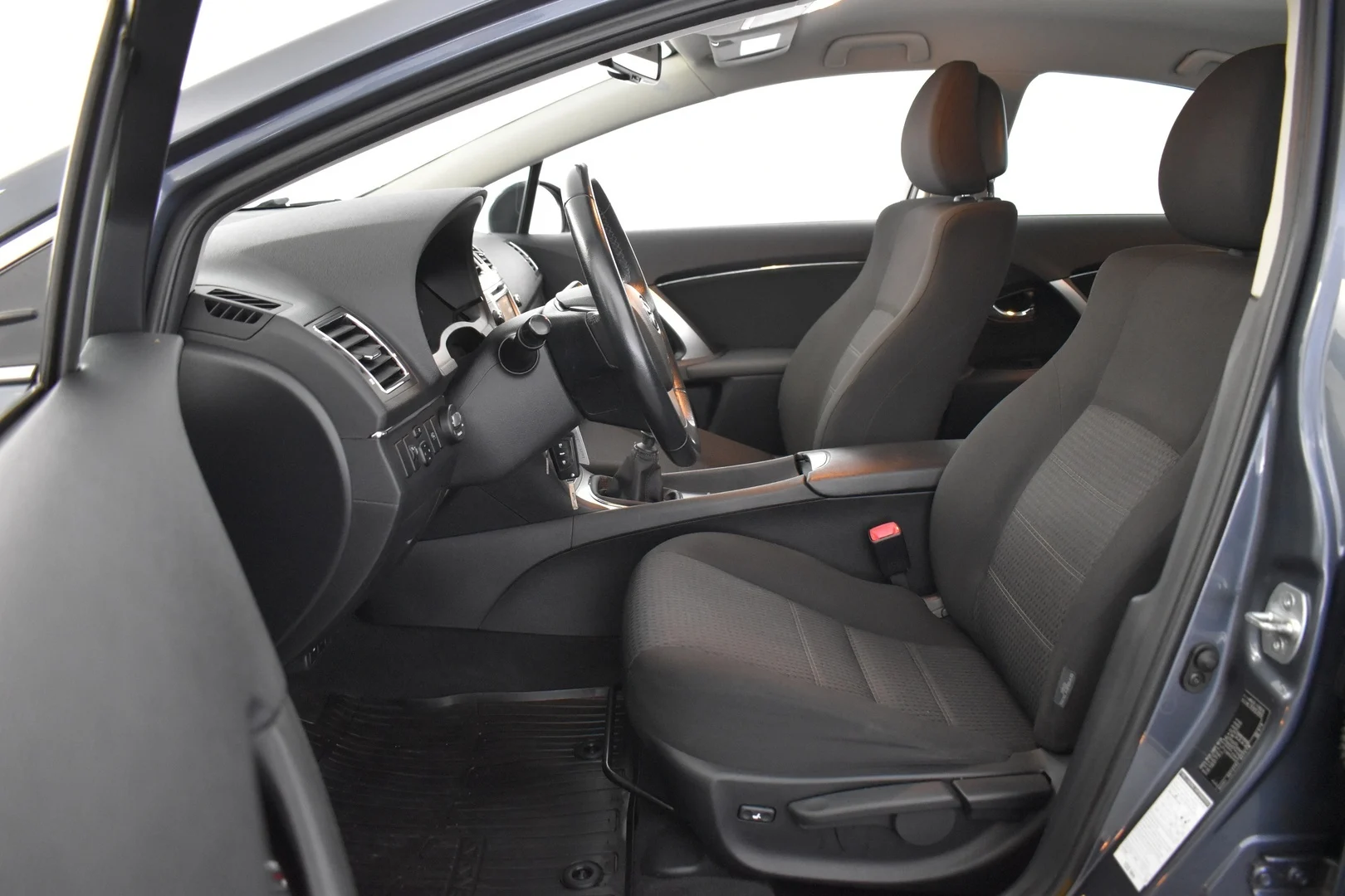 Car Image - 59nE3dr8x9t1VWrRz8hwsS