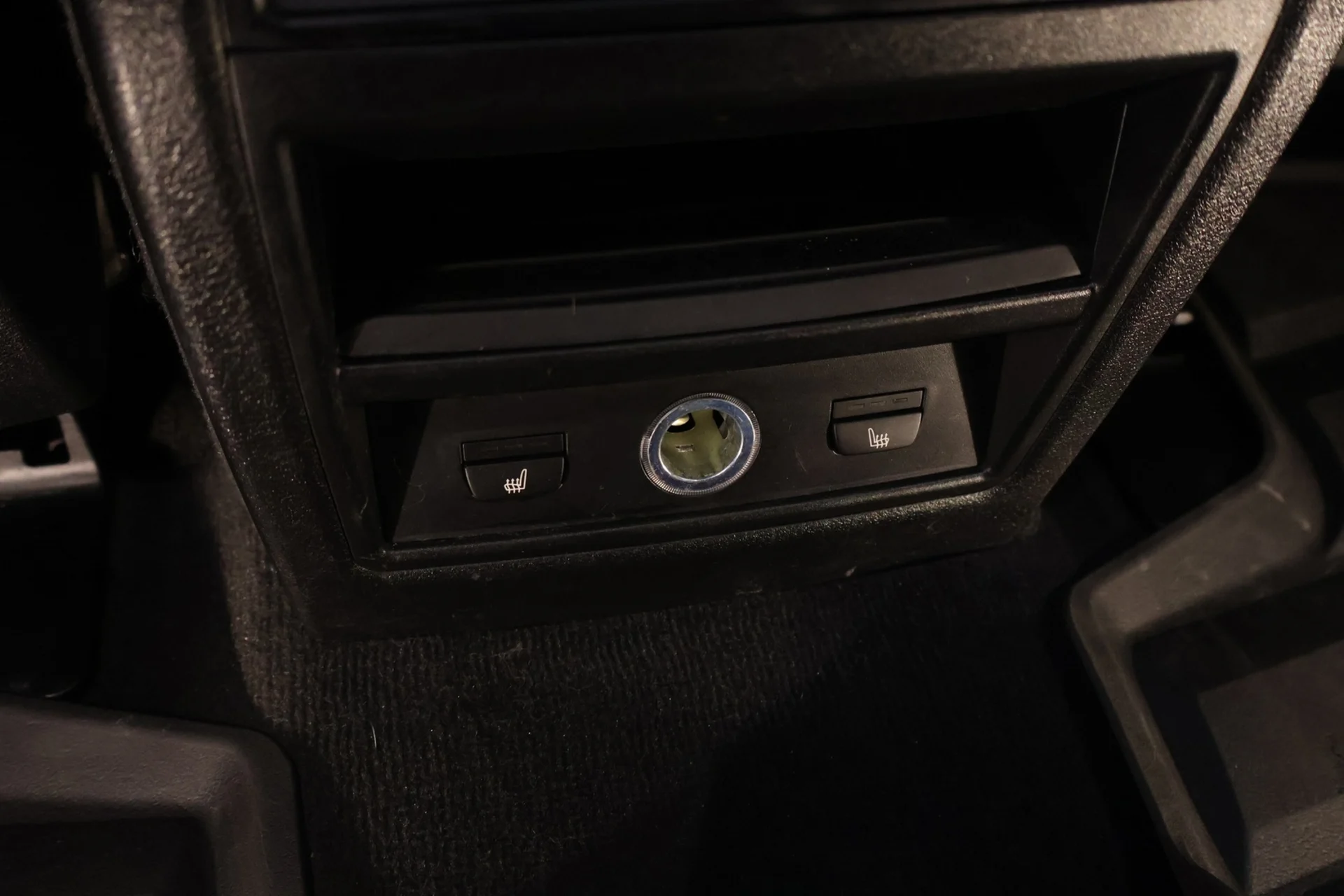 Car Image - 6wcpxFq53jpBBhPioFoNjf