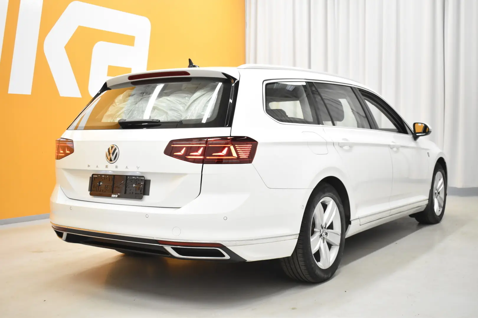 Car Image - 4Rt1DUpGFxG4oEleBe2OEO