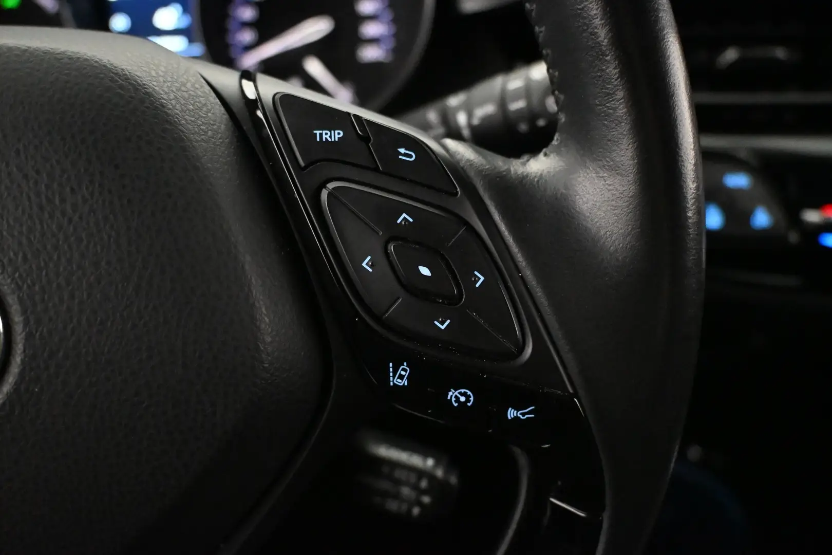 Car Image - 7cmJFkrUzSg6AQMvMnFY8t