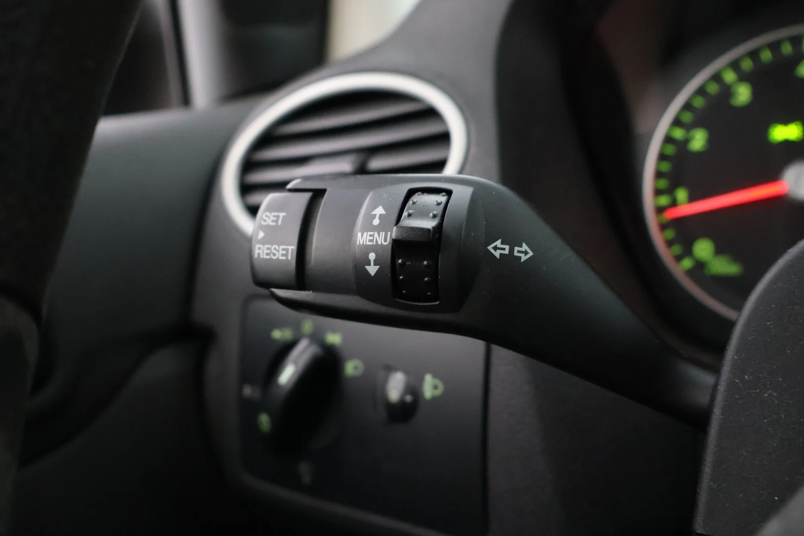 Car Image - 5fQ9B07QdTuhK9kQwpLq0N