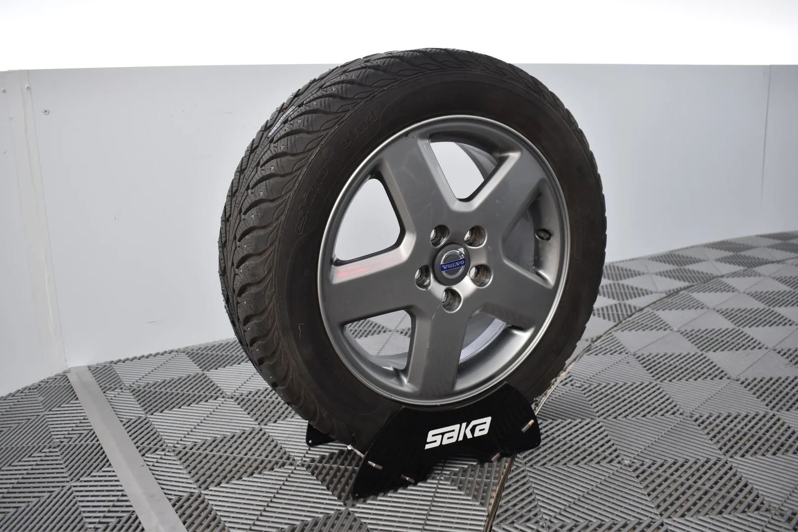 Car Image - WW41sonK7AyPEOYvI2Roj
