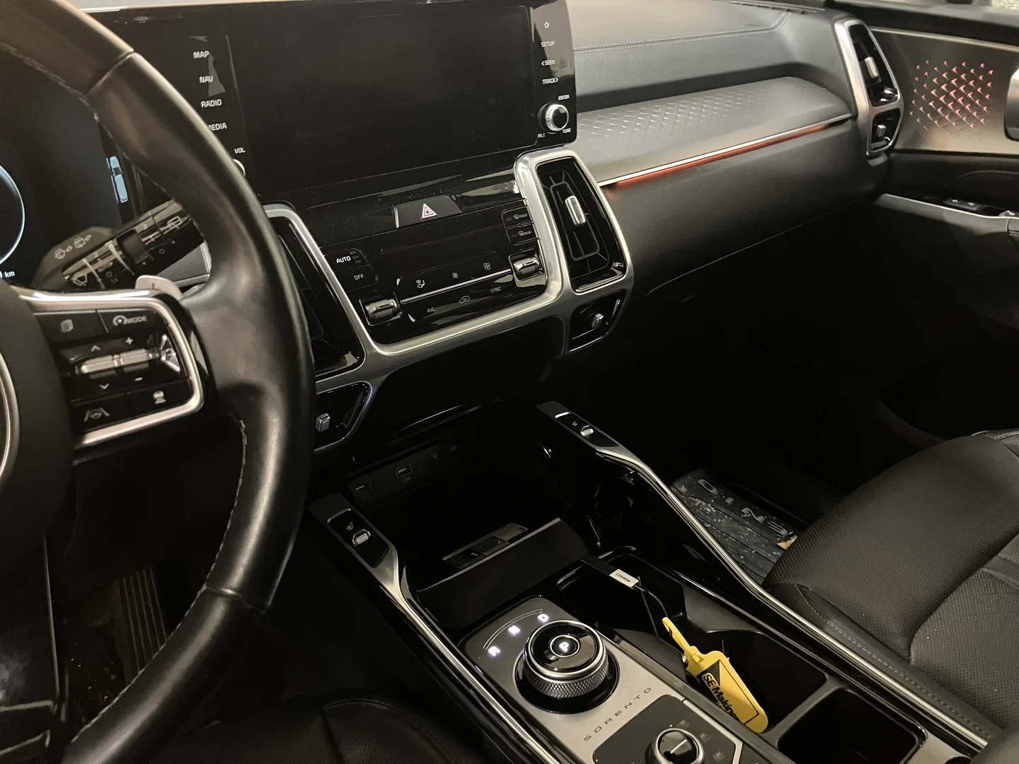 Car Image - 4OqL2WgdrNYd7i8DNyM92i