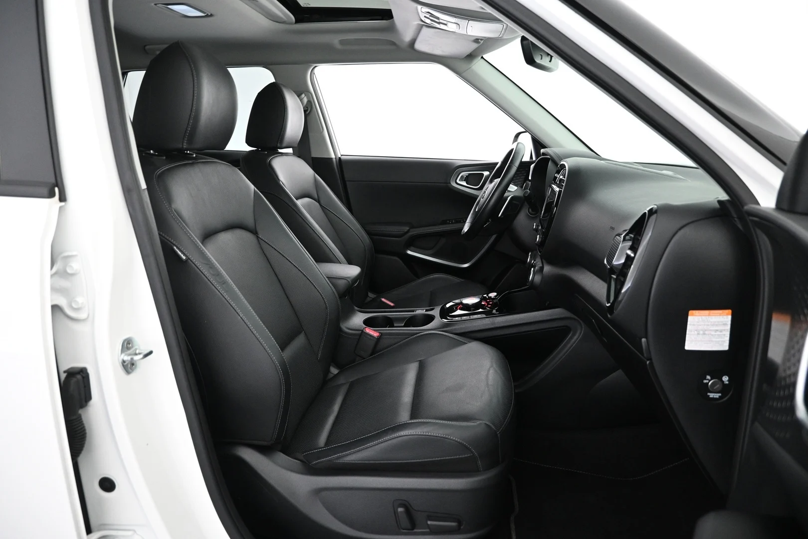 Car Image - 3BnMGAGScN5WFk4l8gI5ON