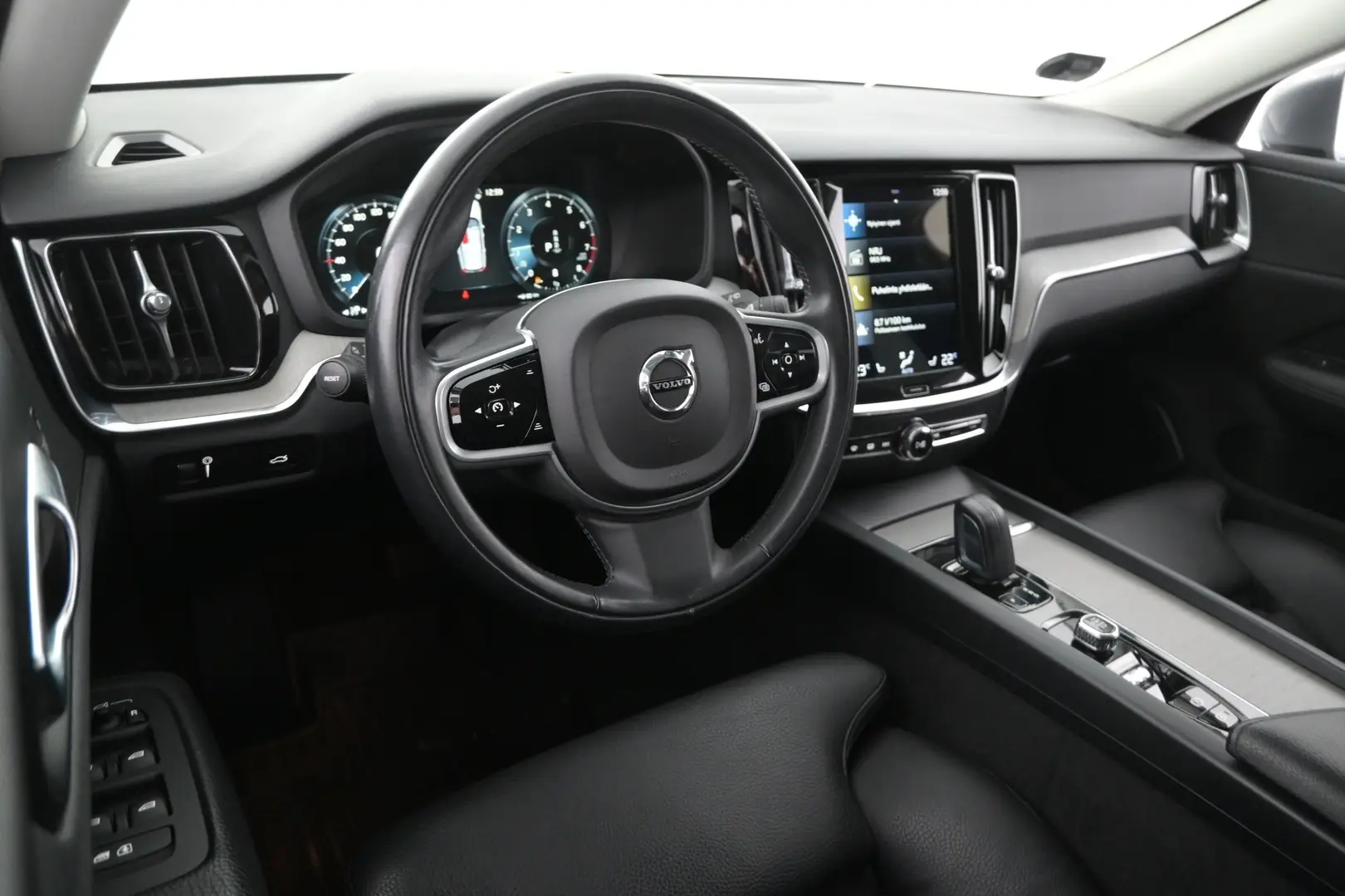 Car Image - 6xBq4B4hWNFwzxV7iS1zg4