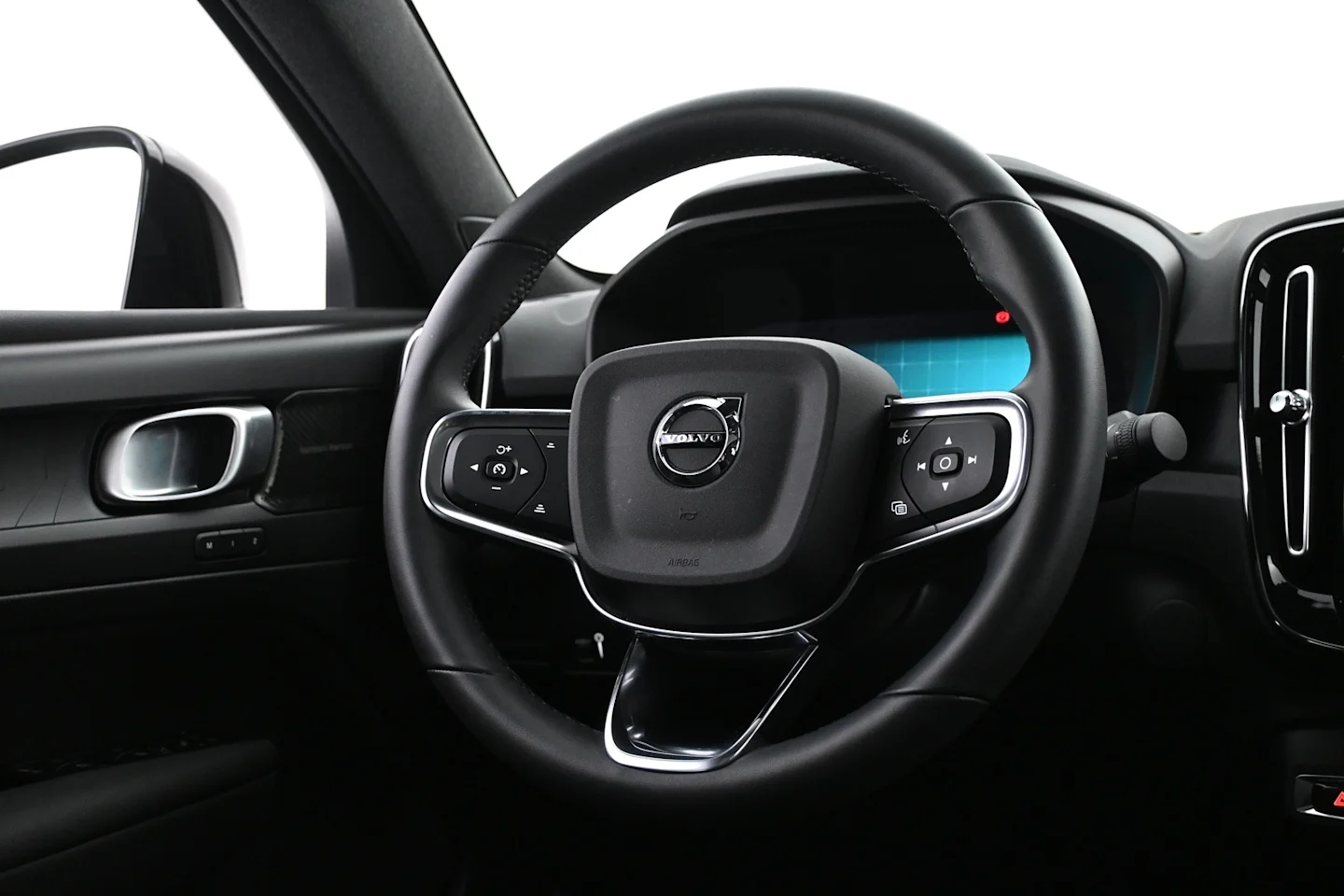 Car Image - 6UKbuzITK4E8LCB9dkqlAw