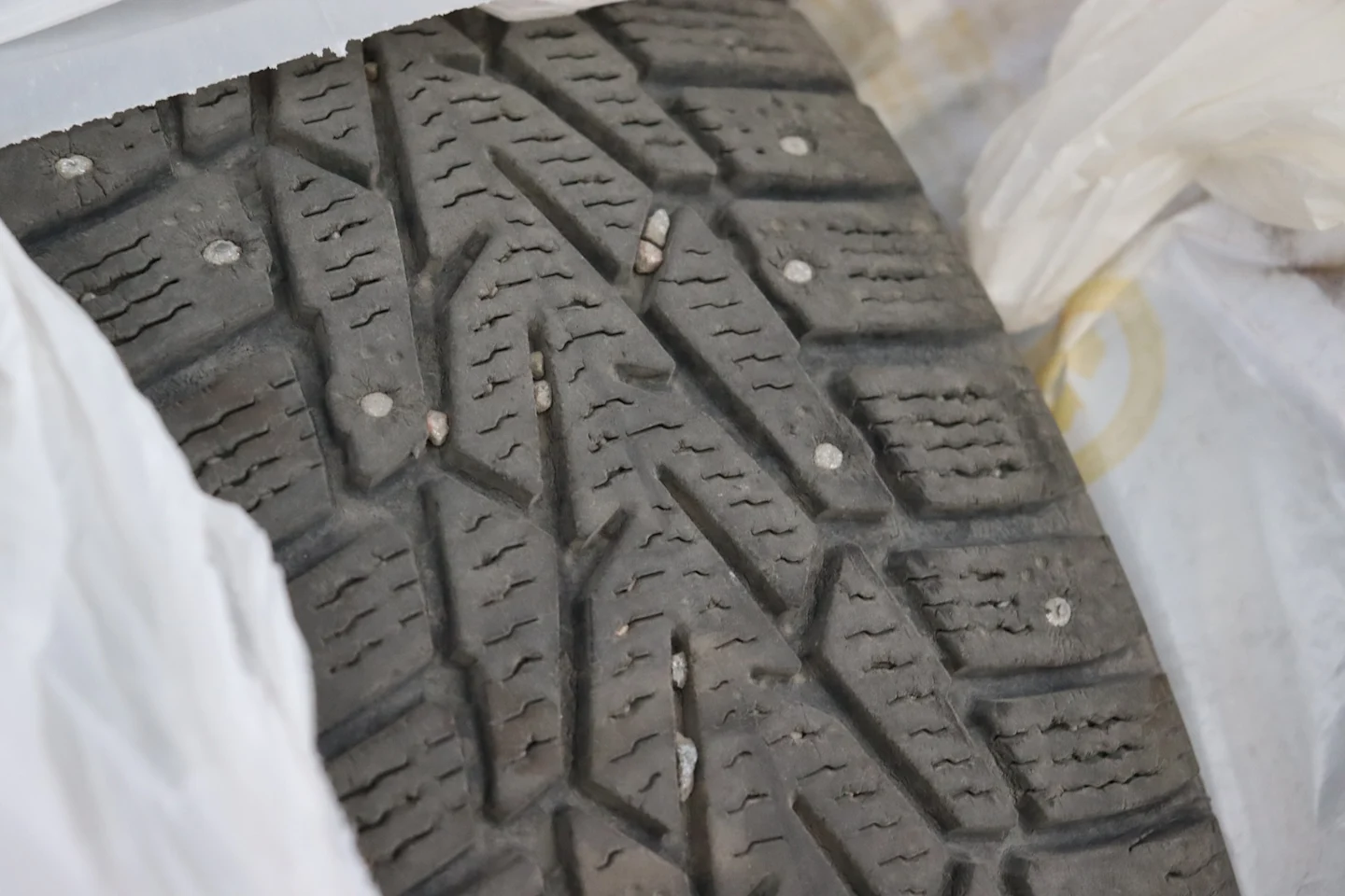 Car Image - 3tJnTDdvARh44gy9Vi4dfJ