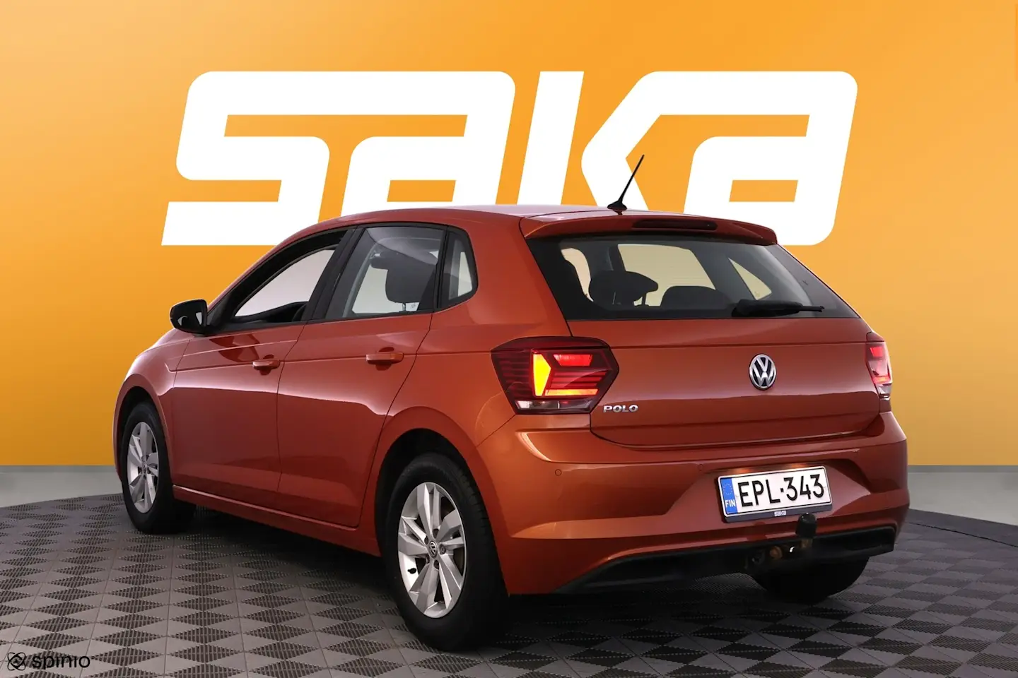 Car Image - 1DqnmwK8MGTcAcyyDYC6u1