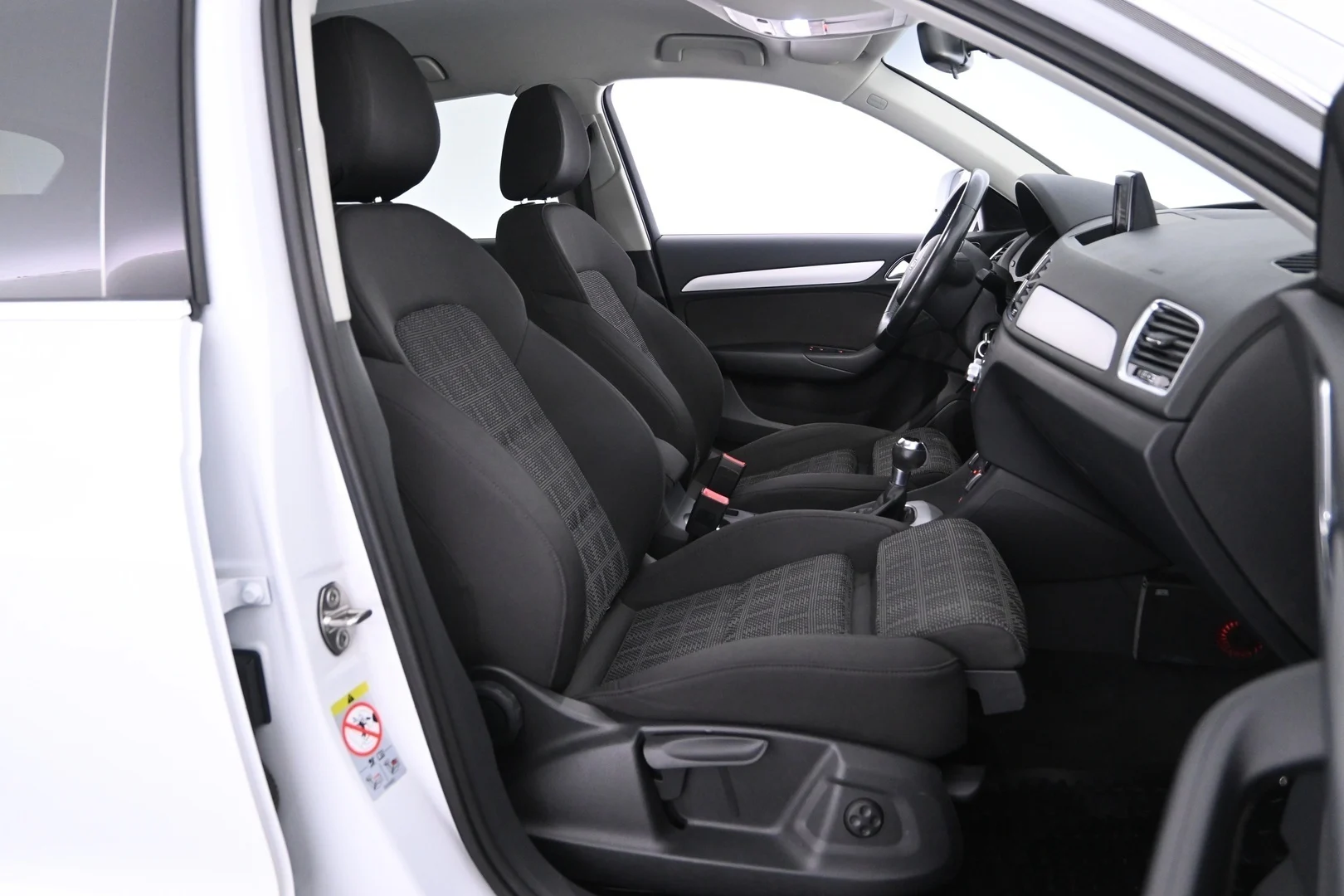 Car Image - 2fzdt5UxIxjgivujlBvBBm