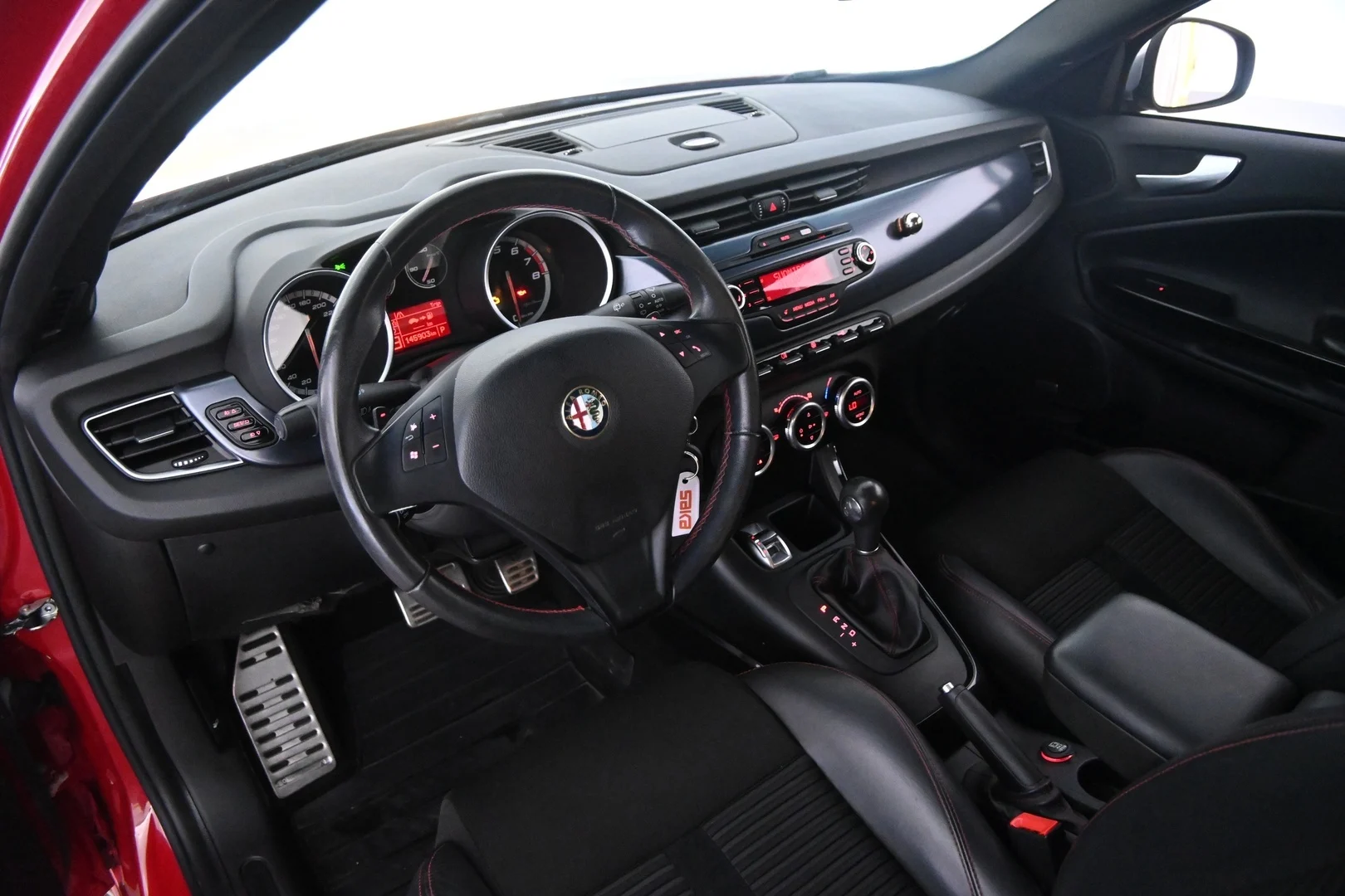 Car Image - 3ZnEmPYKcKY9IqTVE9GpGC