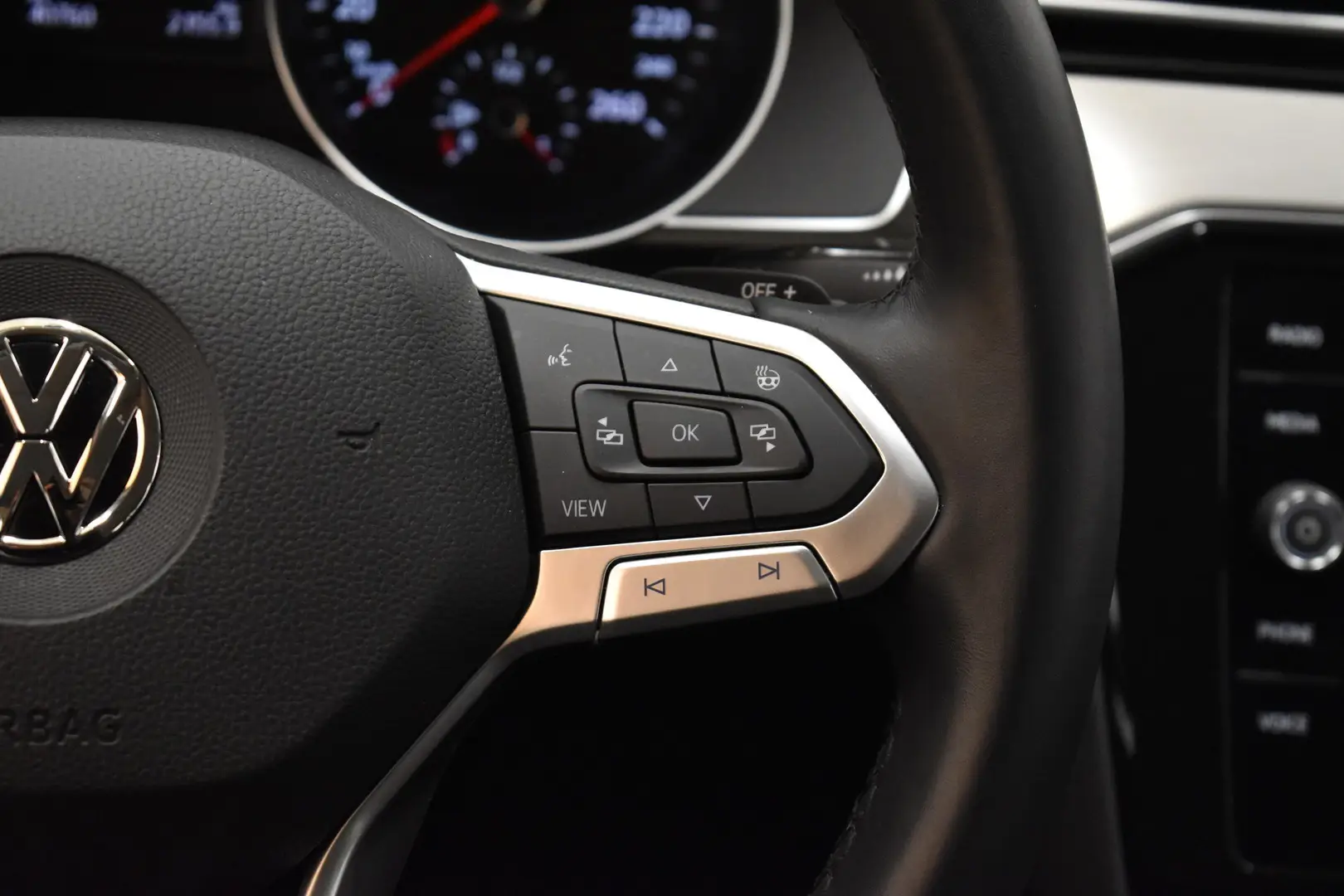 Car Image - 4Rt1DUpGFxG4oEleBe2OEO