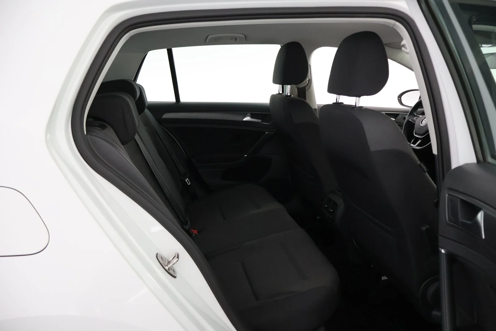 Car Image - 2nBDpMgP9Ib4TLqNqyRgBP