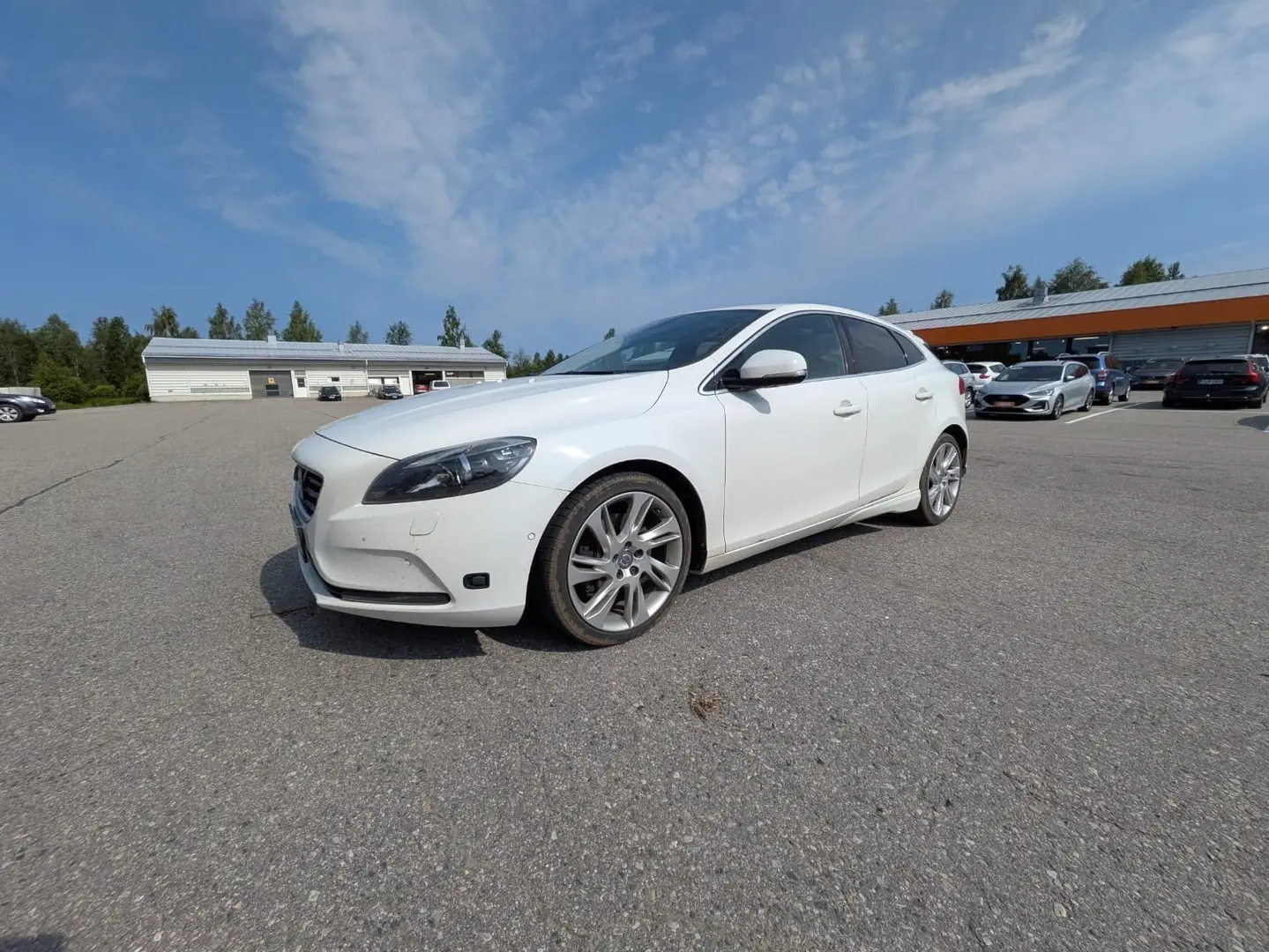 Car Image - 7fa8eFseSWbo73CEKAlTpF