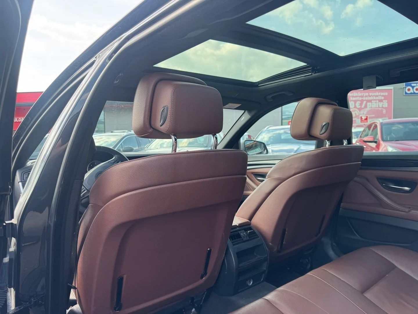 Car Image - 1QXmmkJqLwnB1MCWZy7yNL