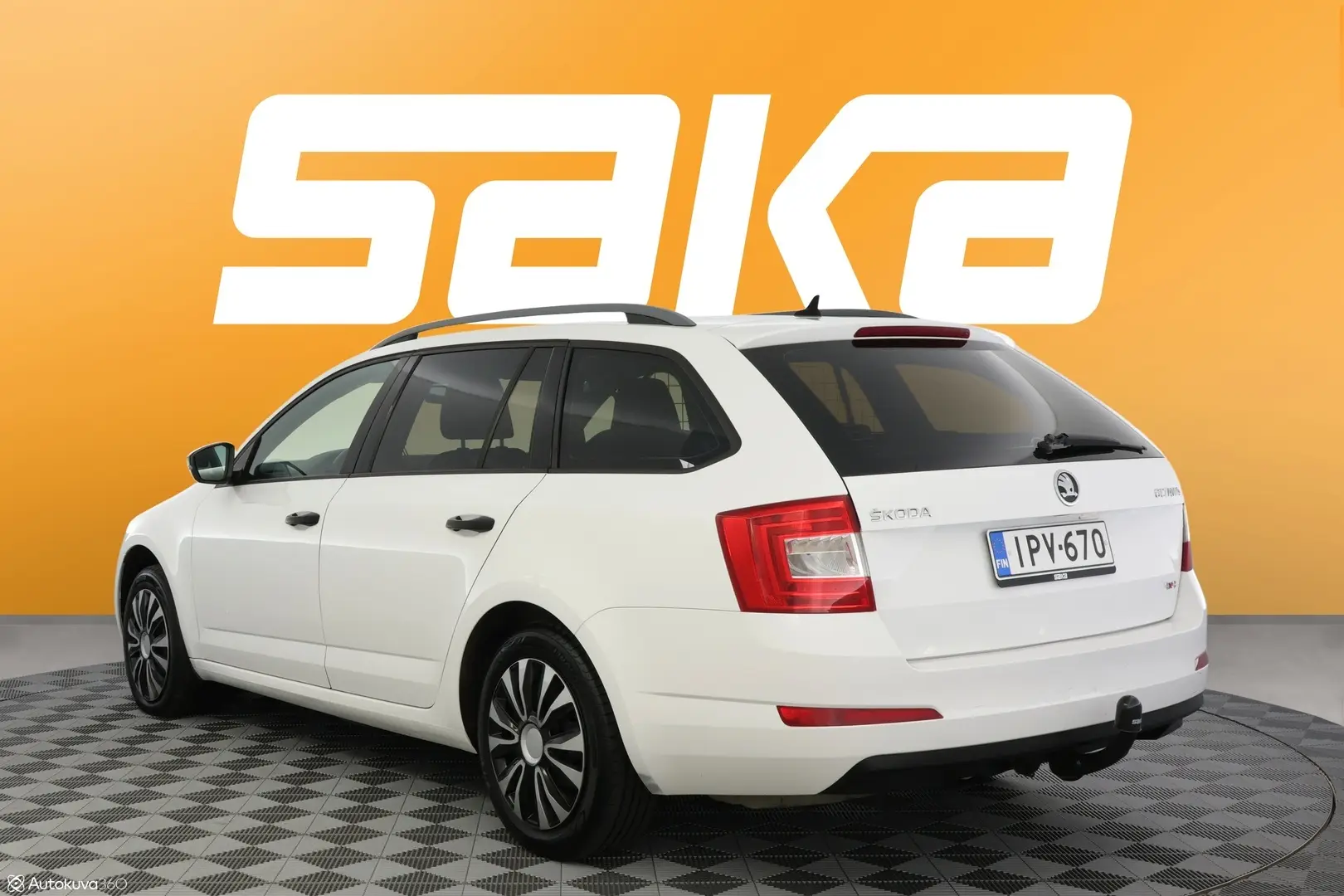 Car Image - V5BxMnSBEgLQF4Nqrz0Ak