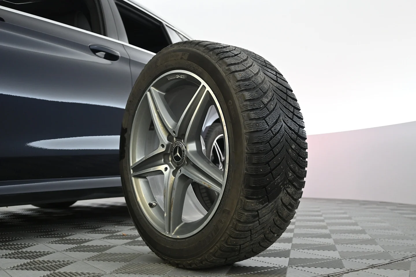 Car Image - 71IW2sAanS9mUPWxxe3yV9