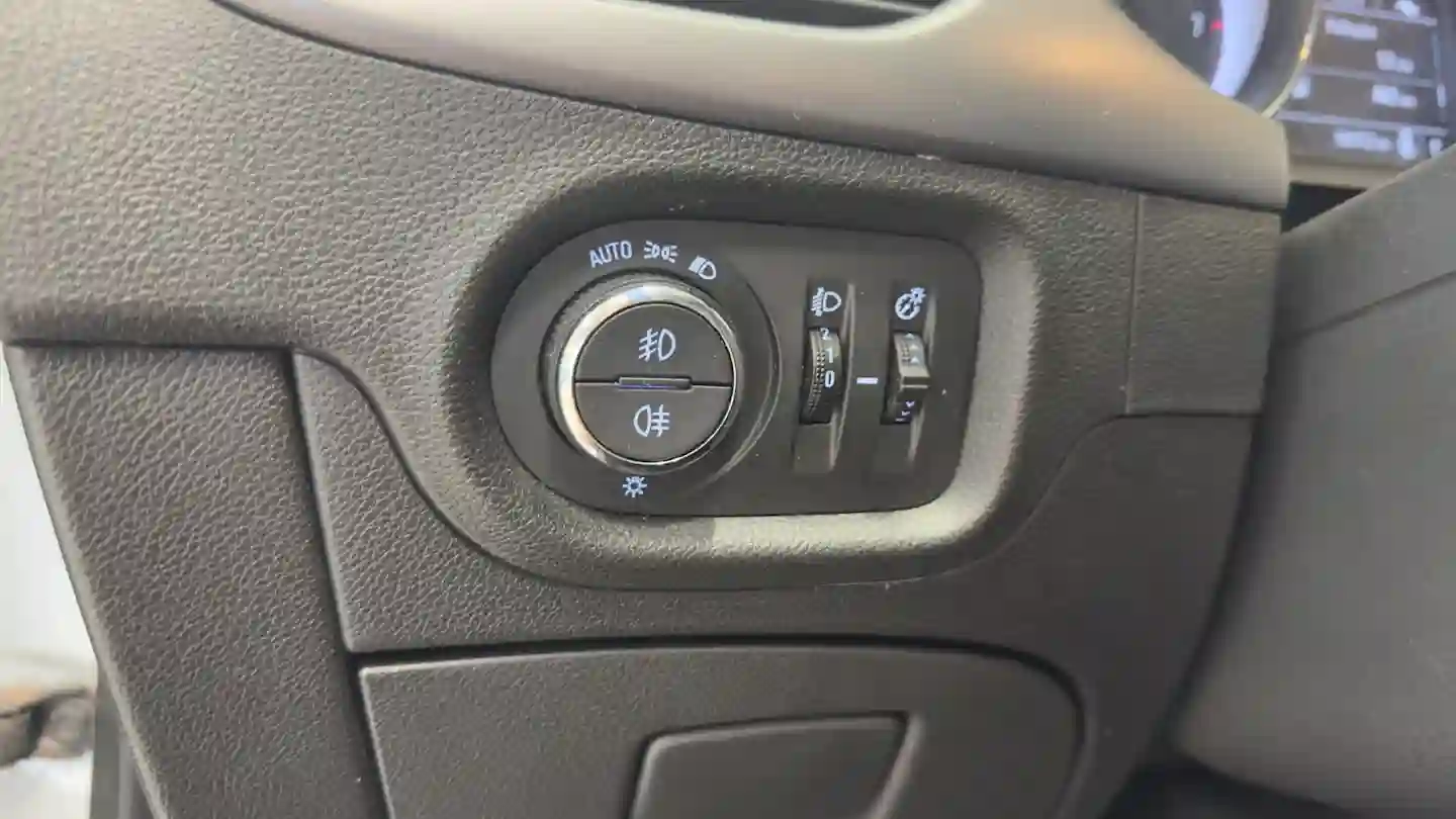 Car Image - 6kLoL5xMDPGquEoicJkhlD