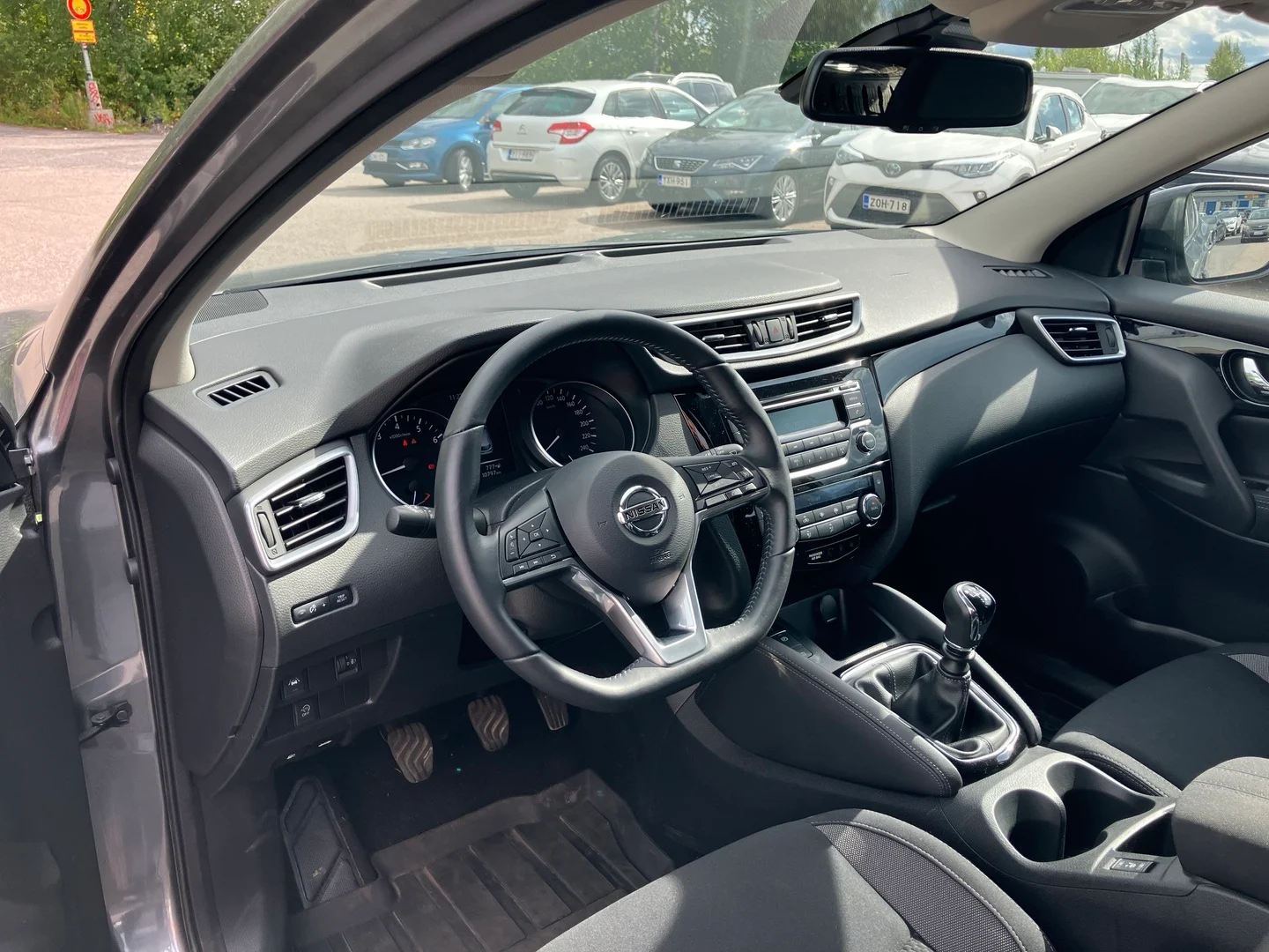 Car Image - 1hiOLsLVXyVLDV43zwO7DP