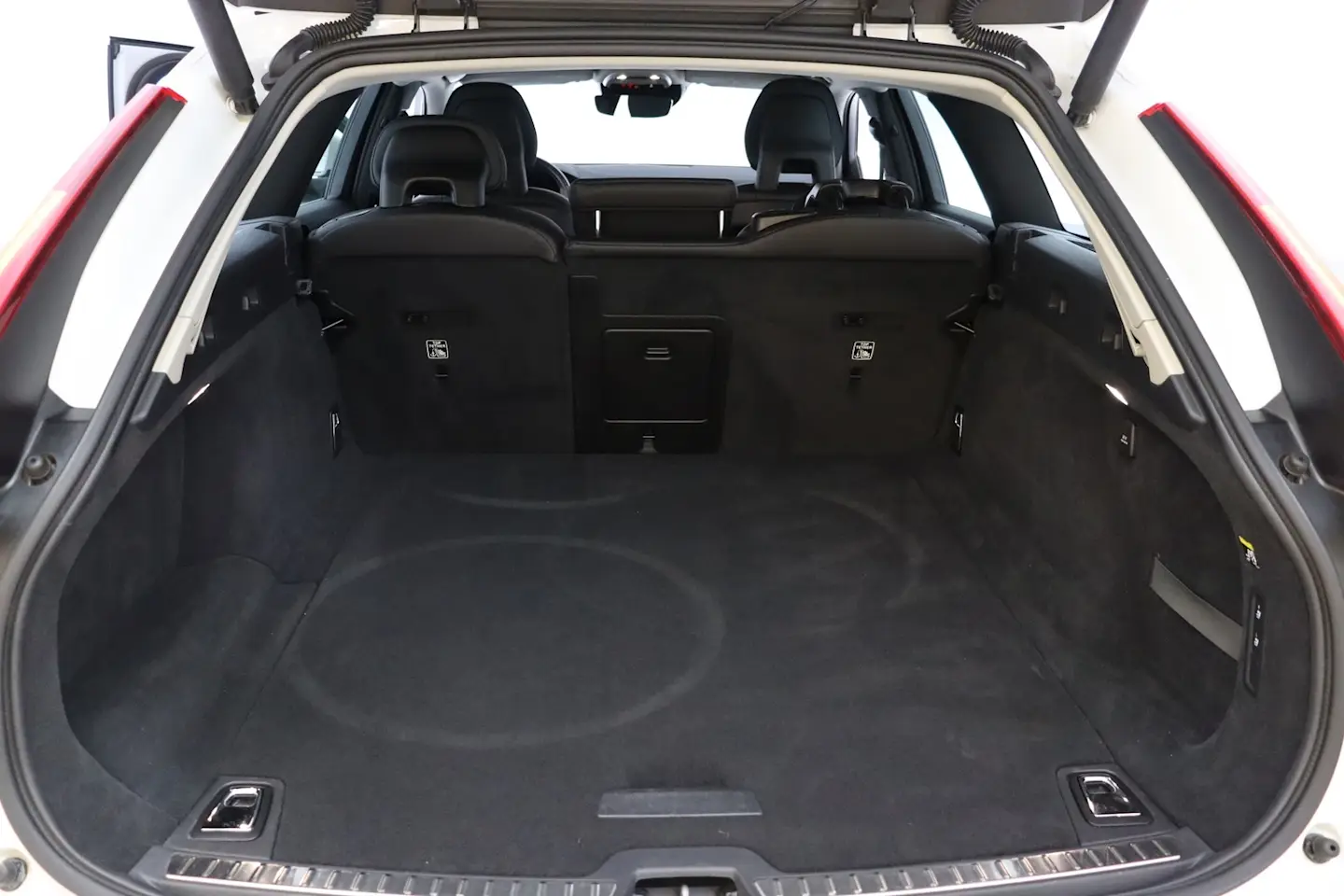 Car Image - 1BiGAC8RwZk6bsAyeZpzYj