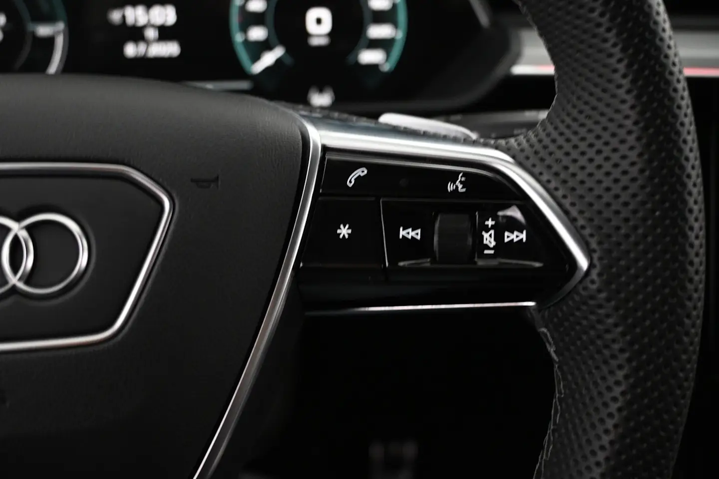 Car Image - 3y1SawntEXxnjzqcdsEwQ9