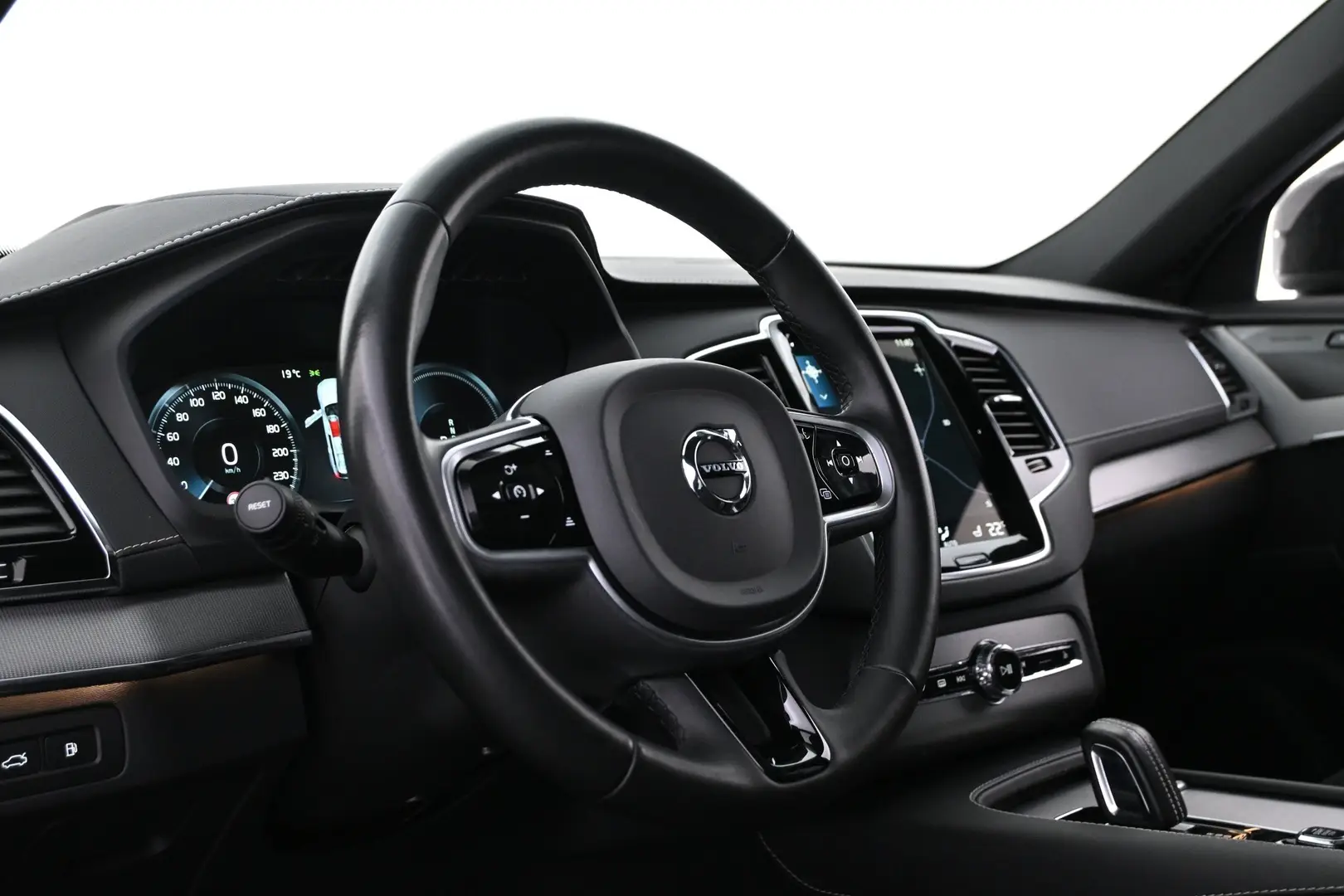 Car Image - 1AMuG9Je06uX0evOAEOkYc