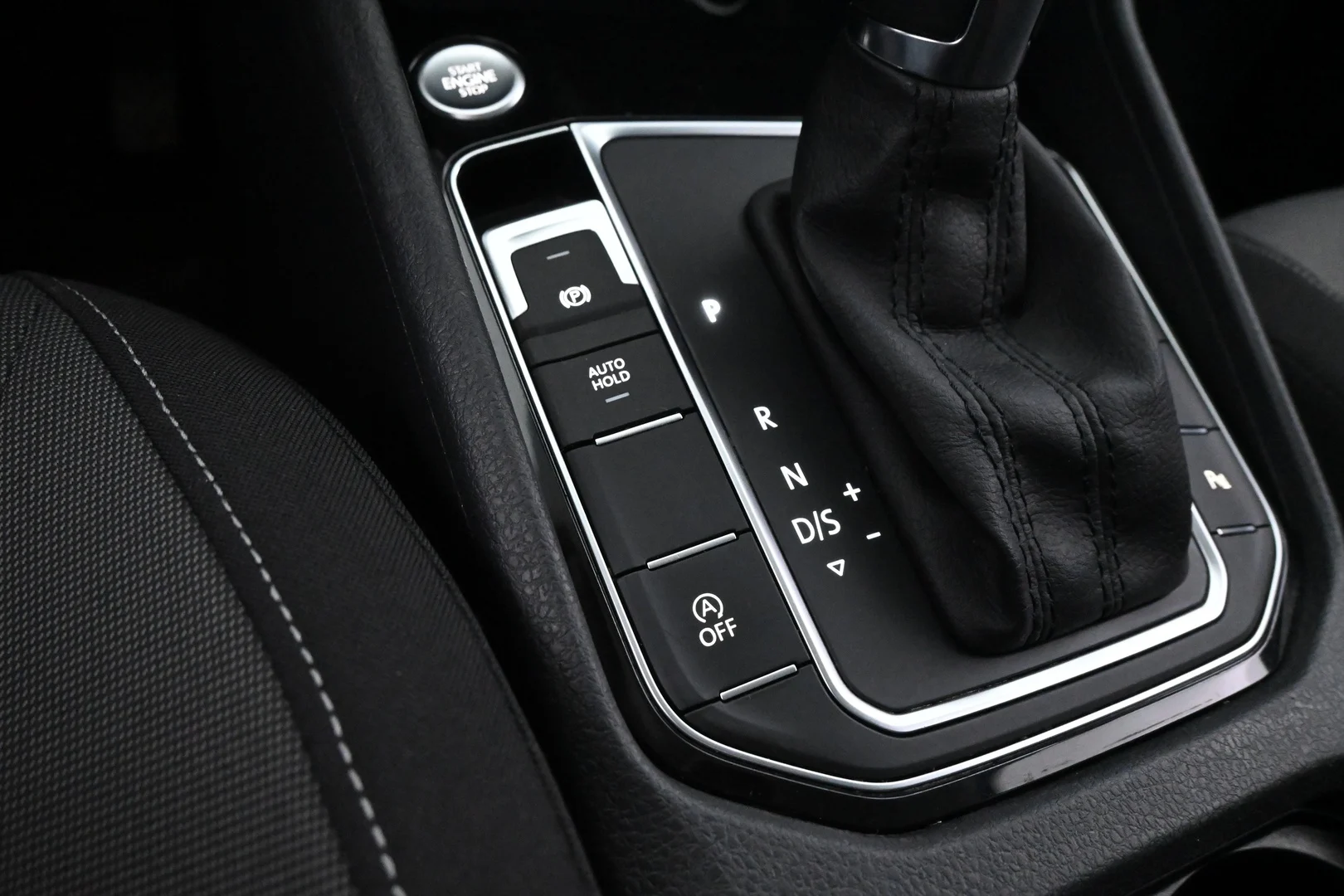 Car Image - 53Y7E4VYM5fL713cLhI29C