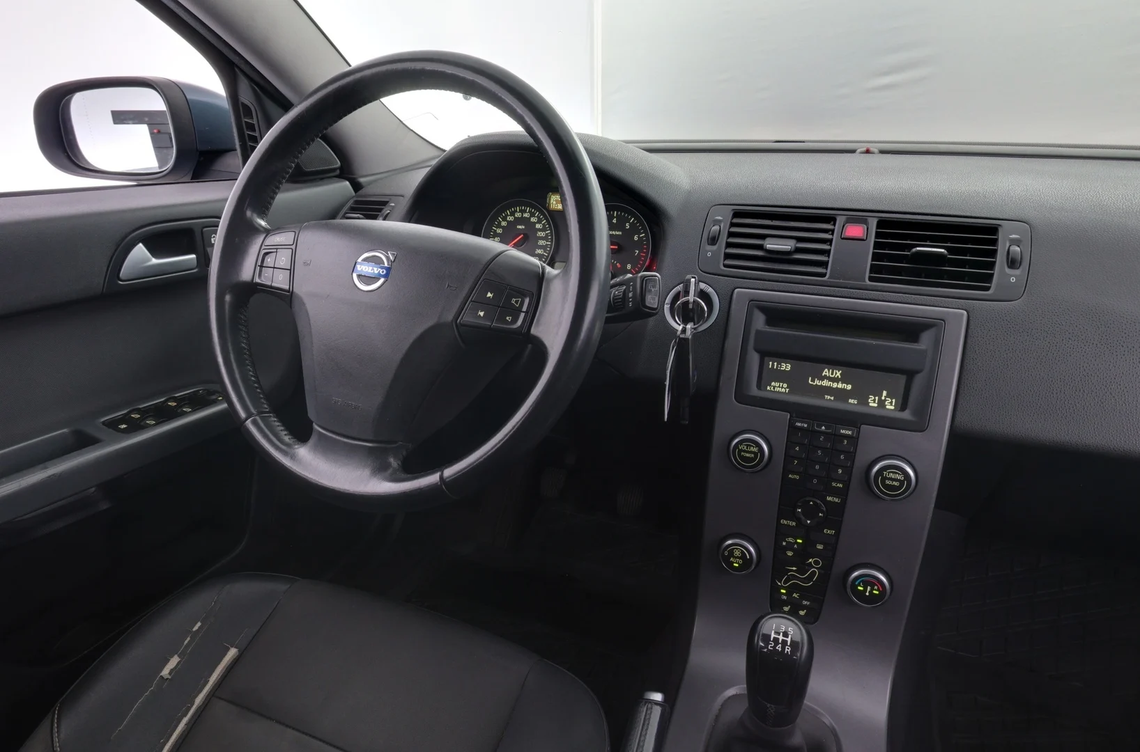 Car Image - 3y4KoNkvgp3gNbFCSdkDN4