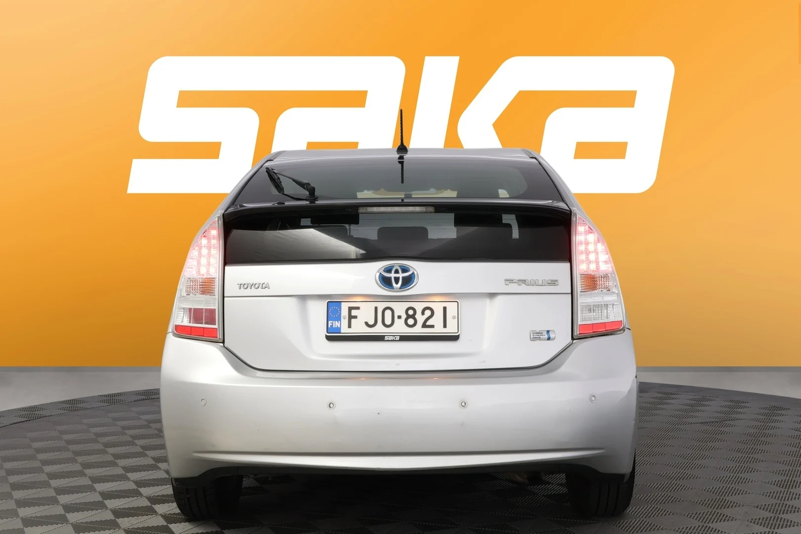 Car Image - 16Y1M7k3GdNaAiVqEKyetM