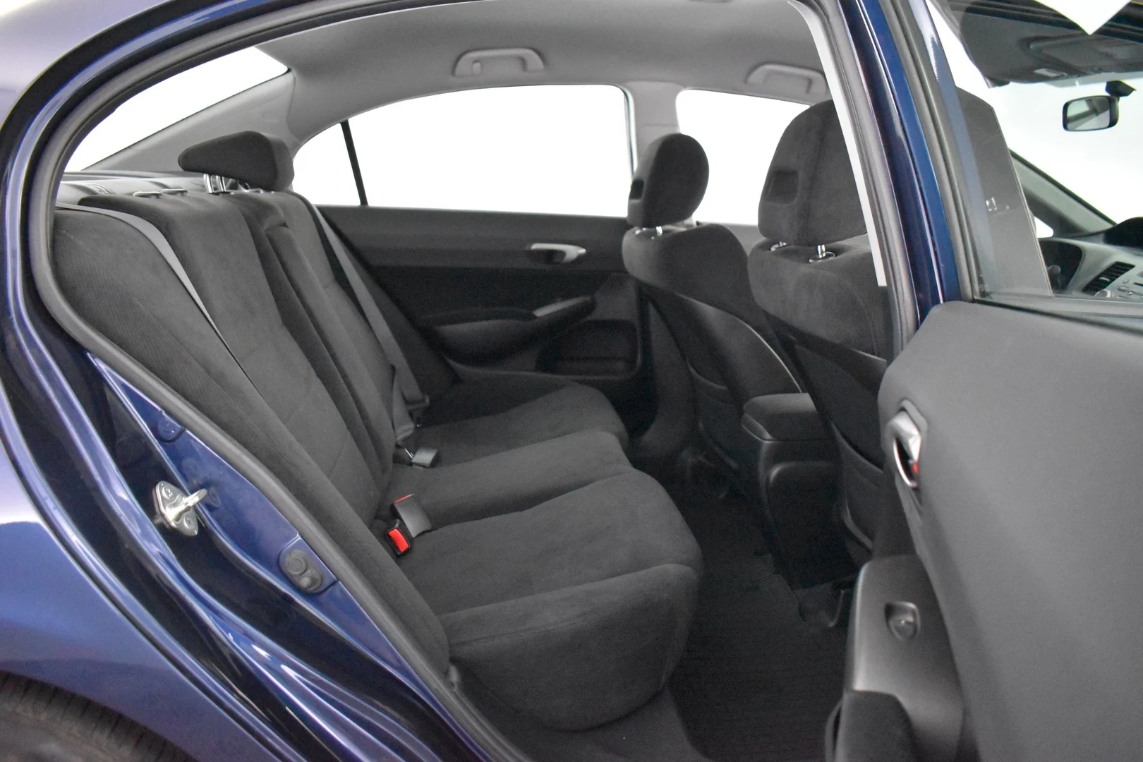 Car Image - 6vfRRIeoNonv5uVAj4SgMZ