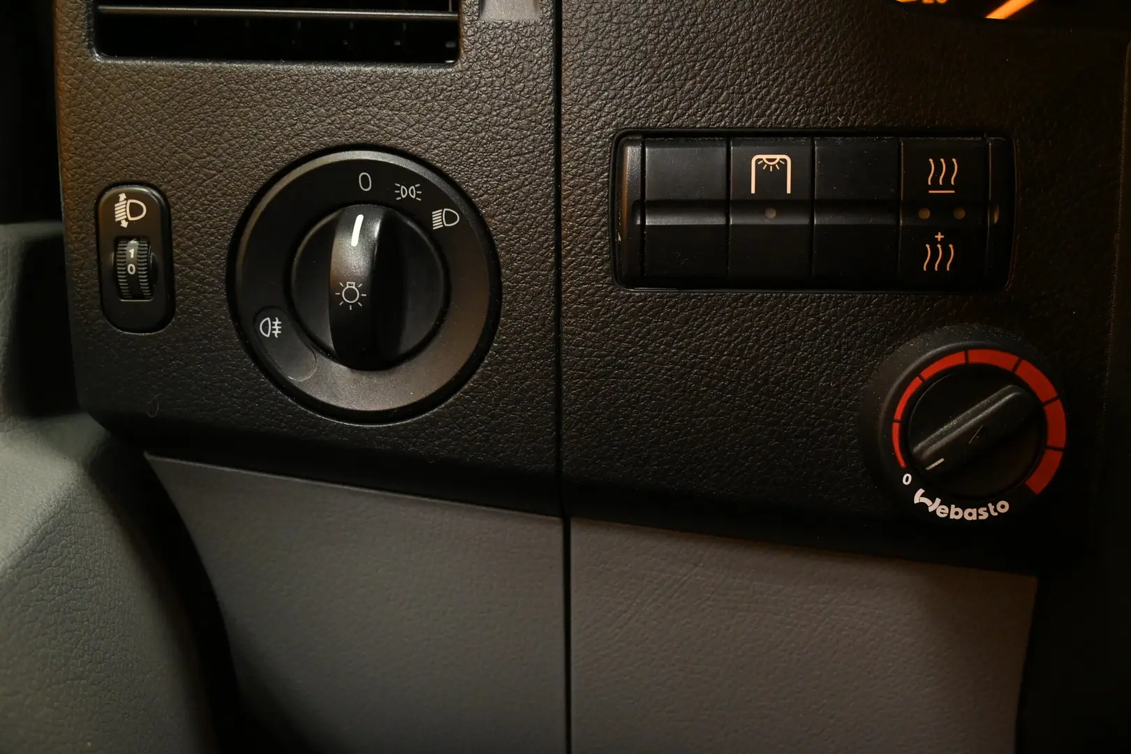 Car Image - 5J0pYiJYoDJQgsJq23mgaQ