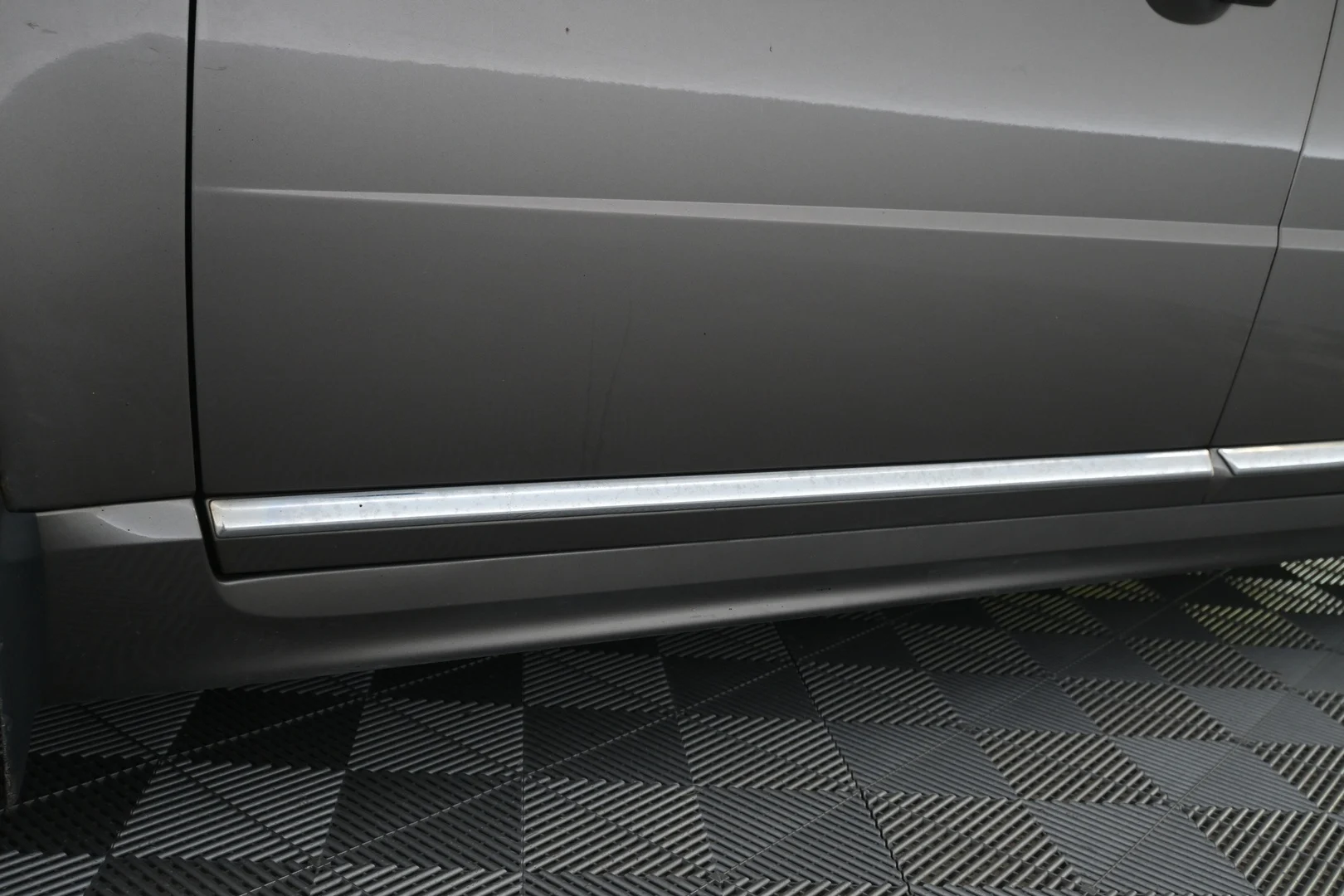 Car Image - 1rOwqa2AzNB3hVsFUSuEKh