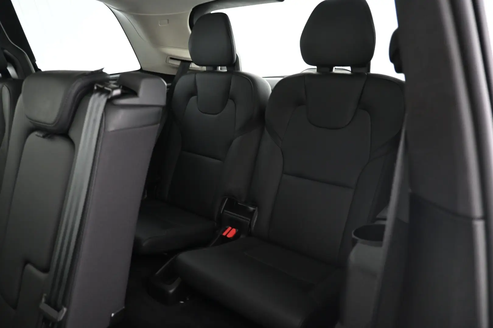 Car Image - 3yRjCiy5EDWb5wE8V5Y0uk