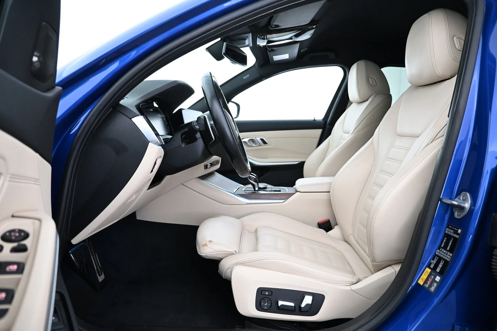 Car Image - 3zkguFr2fwBXD4eDAmzciL