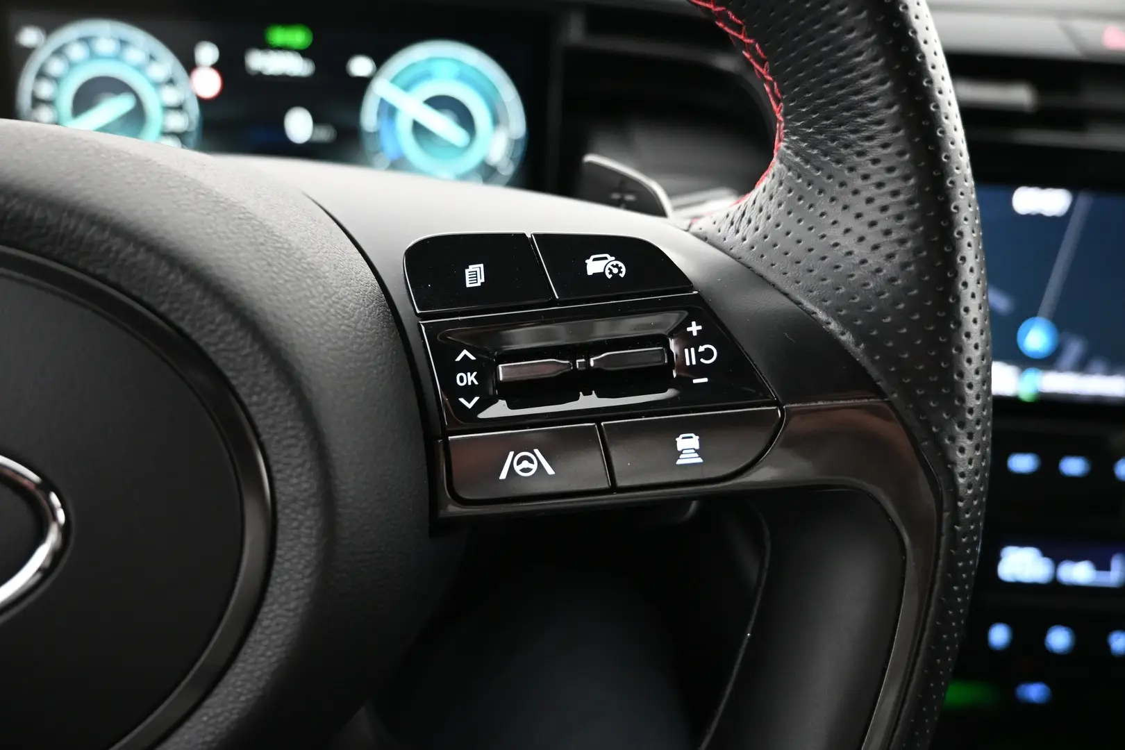 Car Image - rNtrS9iOowfNcSBsxIn6m