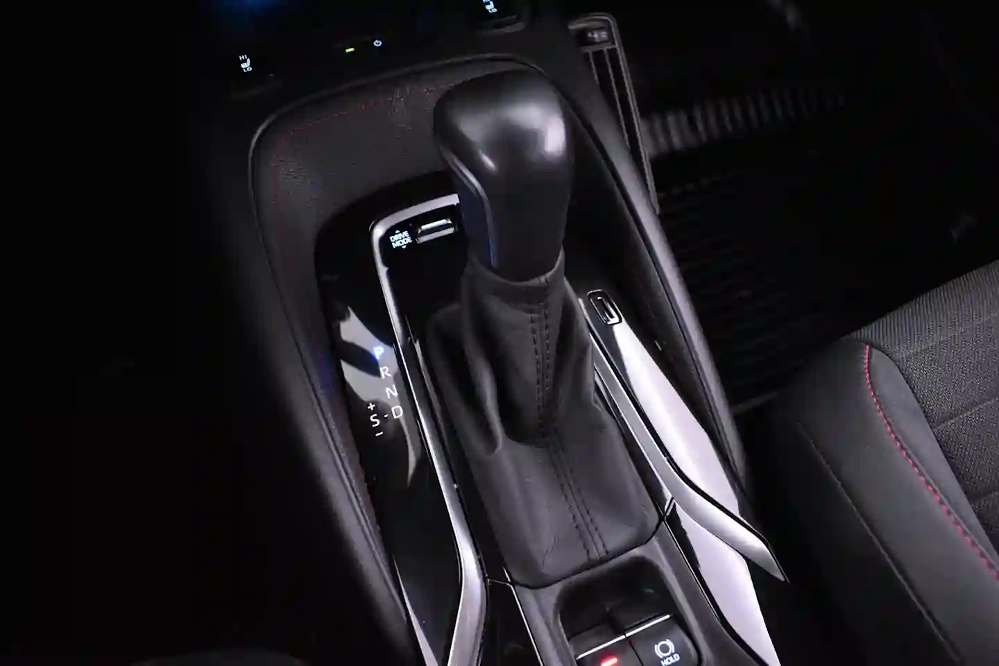 Car Image - 43Q5LSQniUnF3fVyDLxzUV