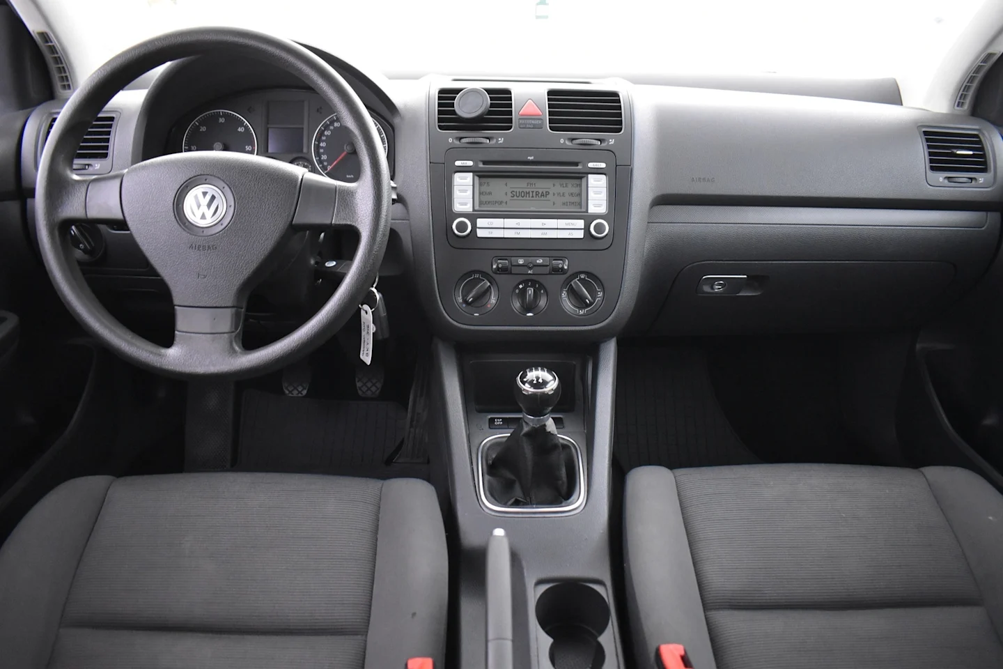 Car Image - 4AMNlYKVuVzvy24YqWlzeW