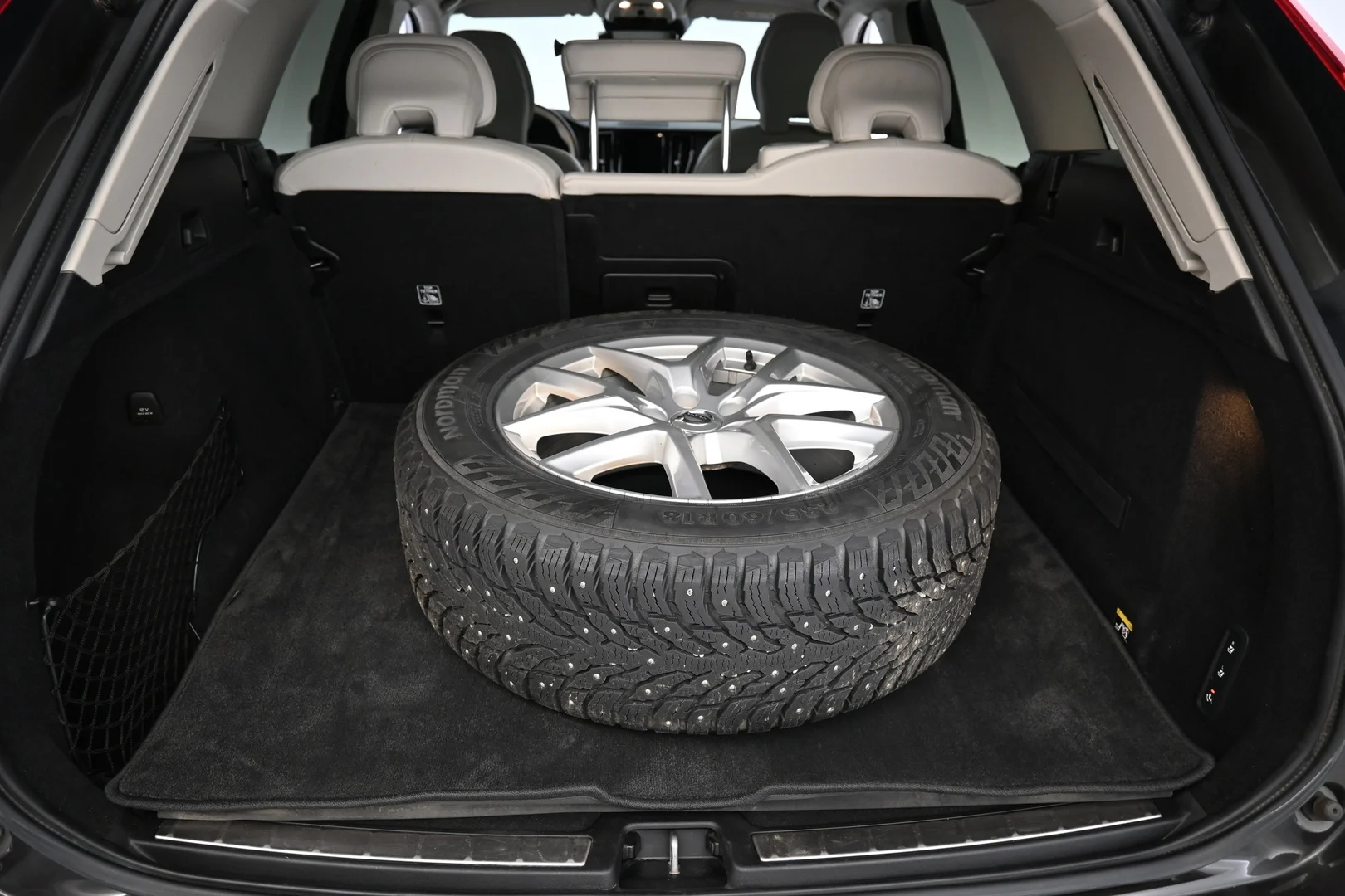 Car Image - 4l5fyjMg8WRkFRpiAcyhWr