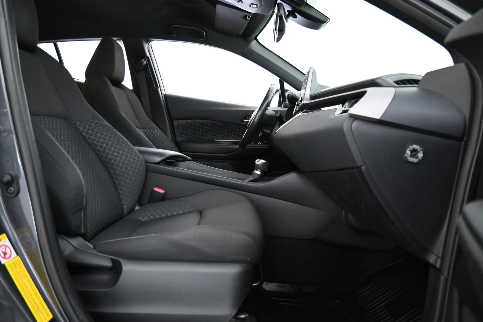 Car Image - 2V199sqrbKq1lfi2lZ218v