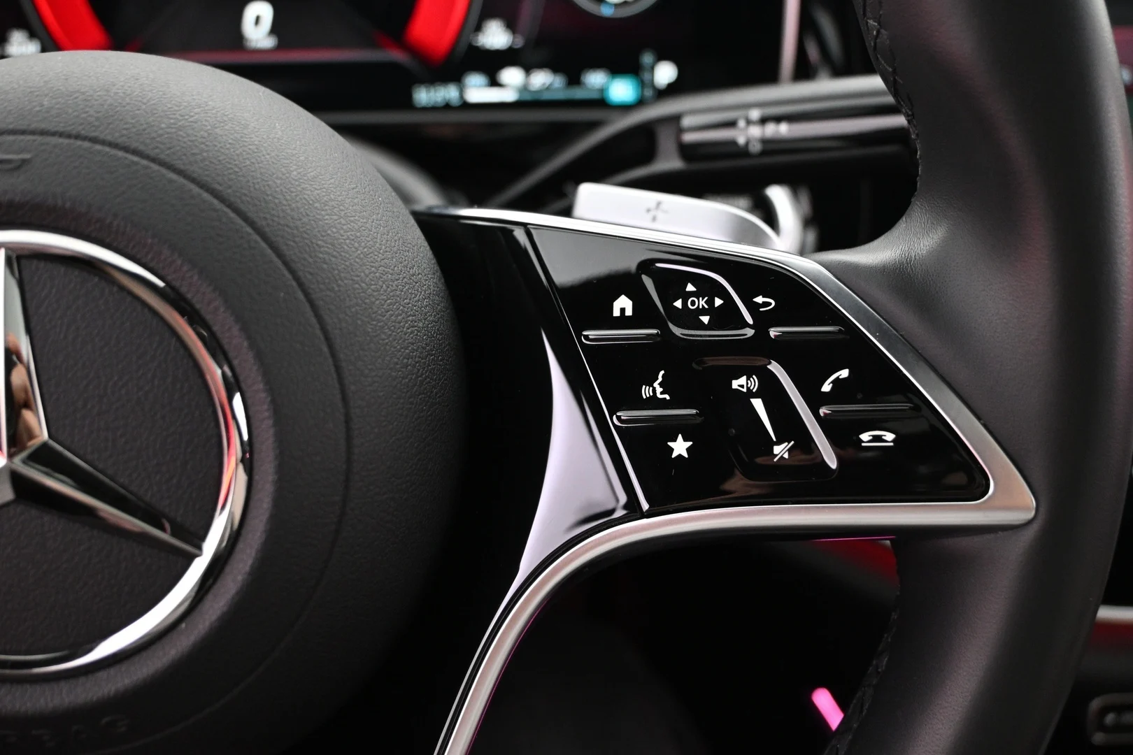 Car Image - 2ImFPf8tgl2CANfiQ9mrq3