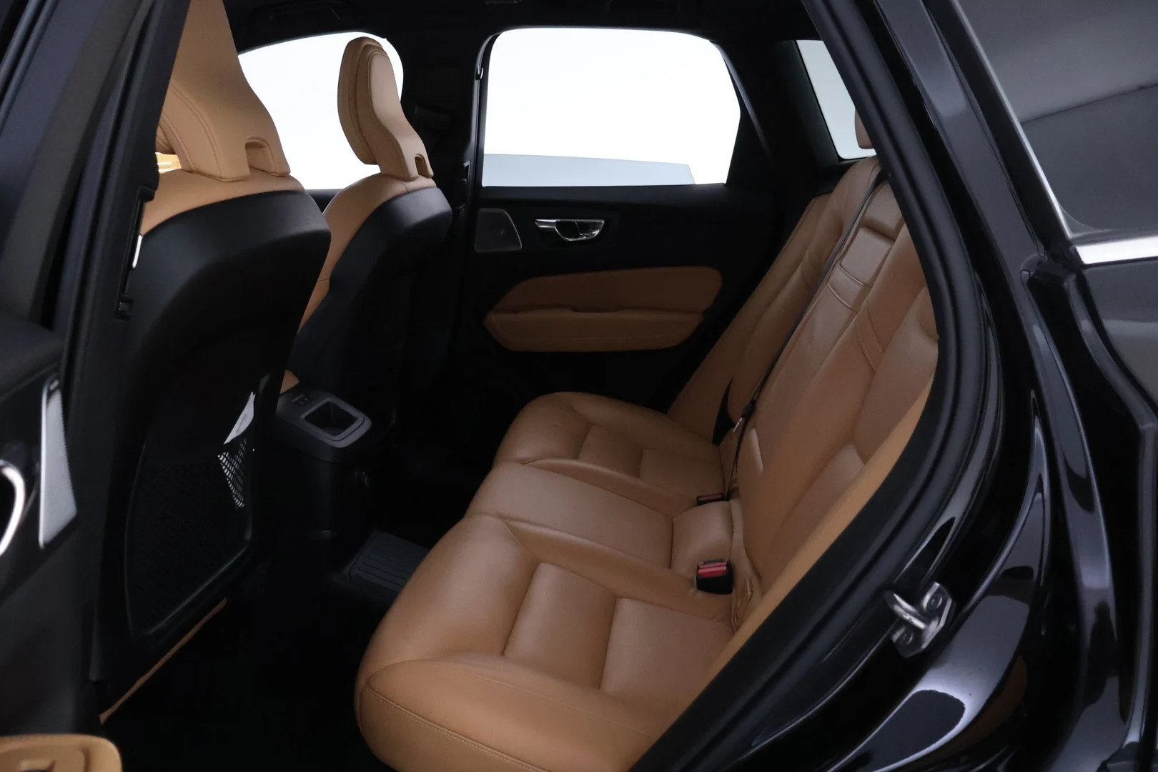 Car Image - 3r8q1zCWIIBLgrPknkBXI6