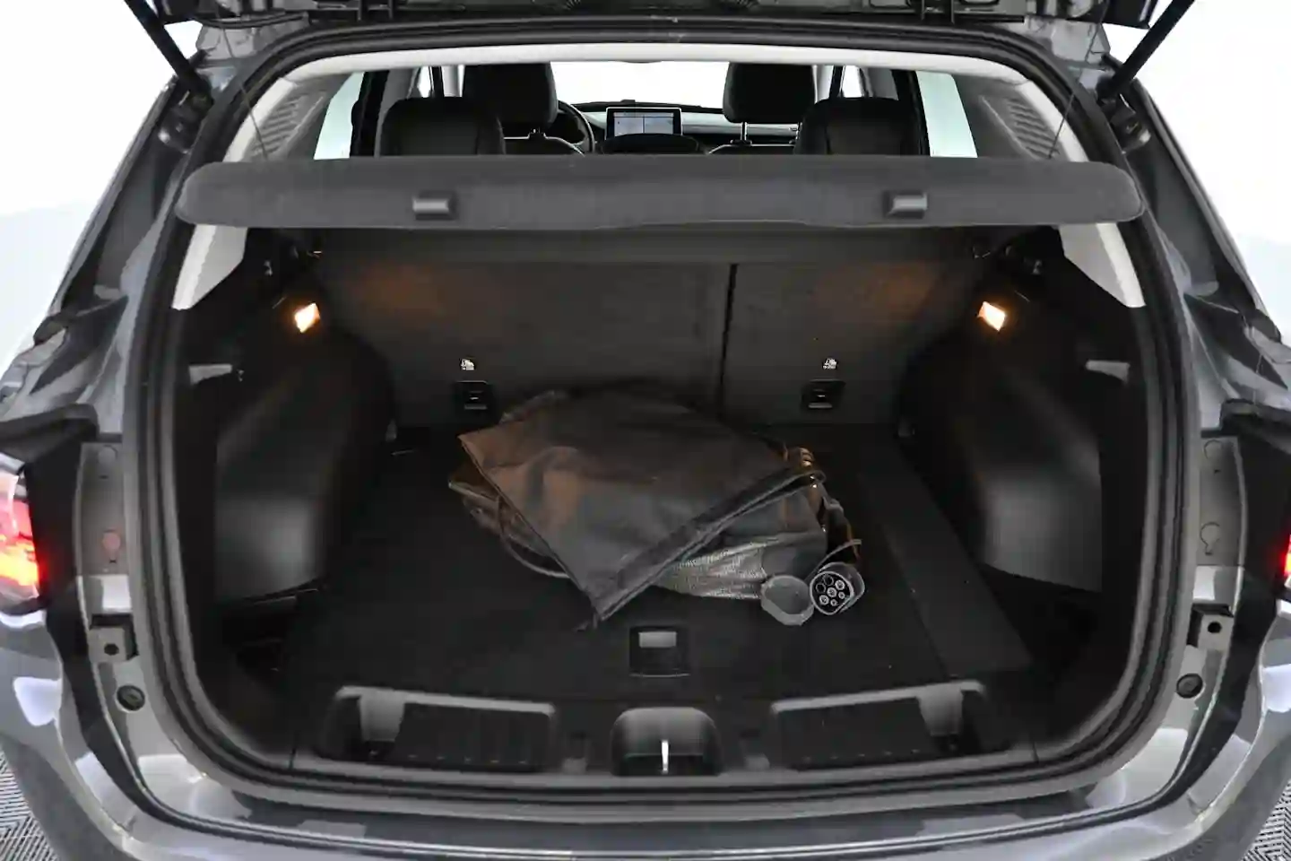 Car Image - 53pXvJhummVsAC4SuguXVz