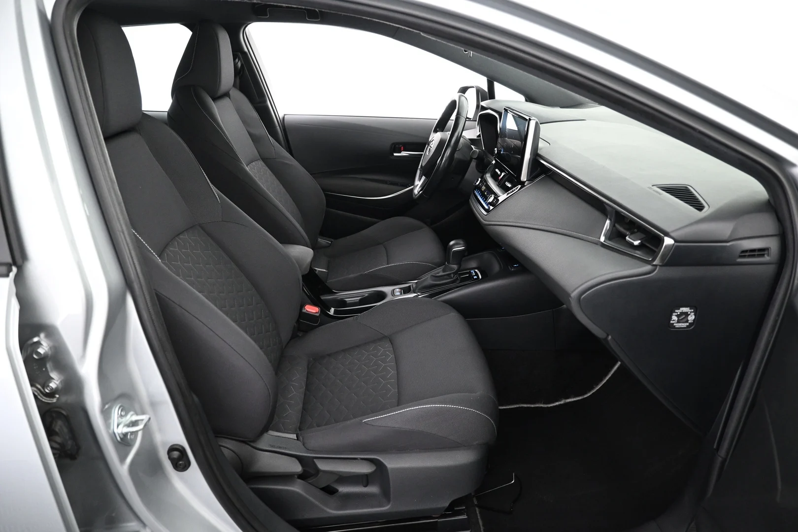 Car Image - 3NjyPAdBnXhDtXoNFEEAla