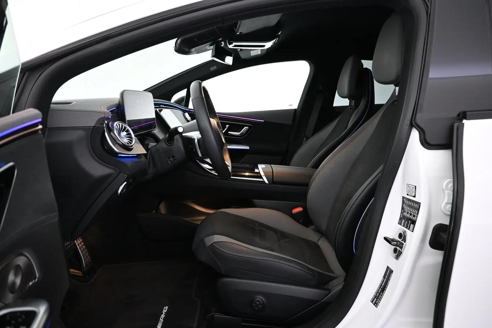 Car Image - 4wCvPbhWiWk2lrS2Yxwpb6