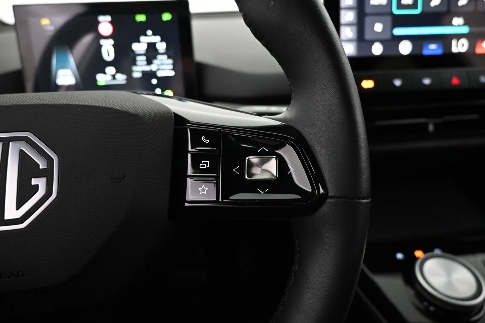 Car Image - 1xYFX3vBPON9jdlwVQdBp6