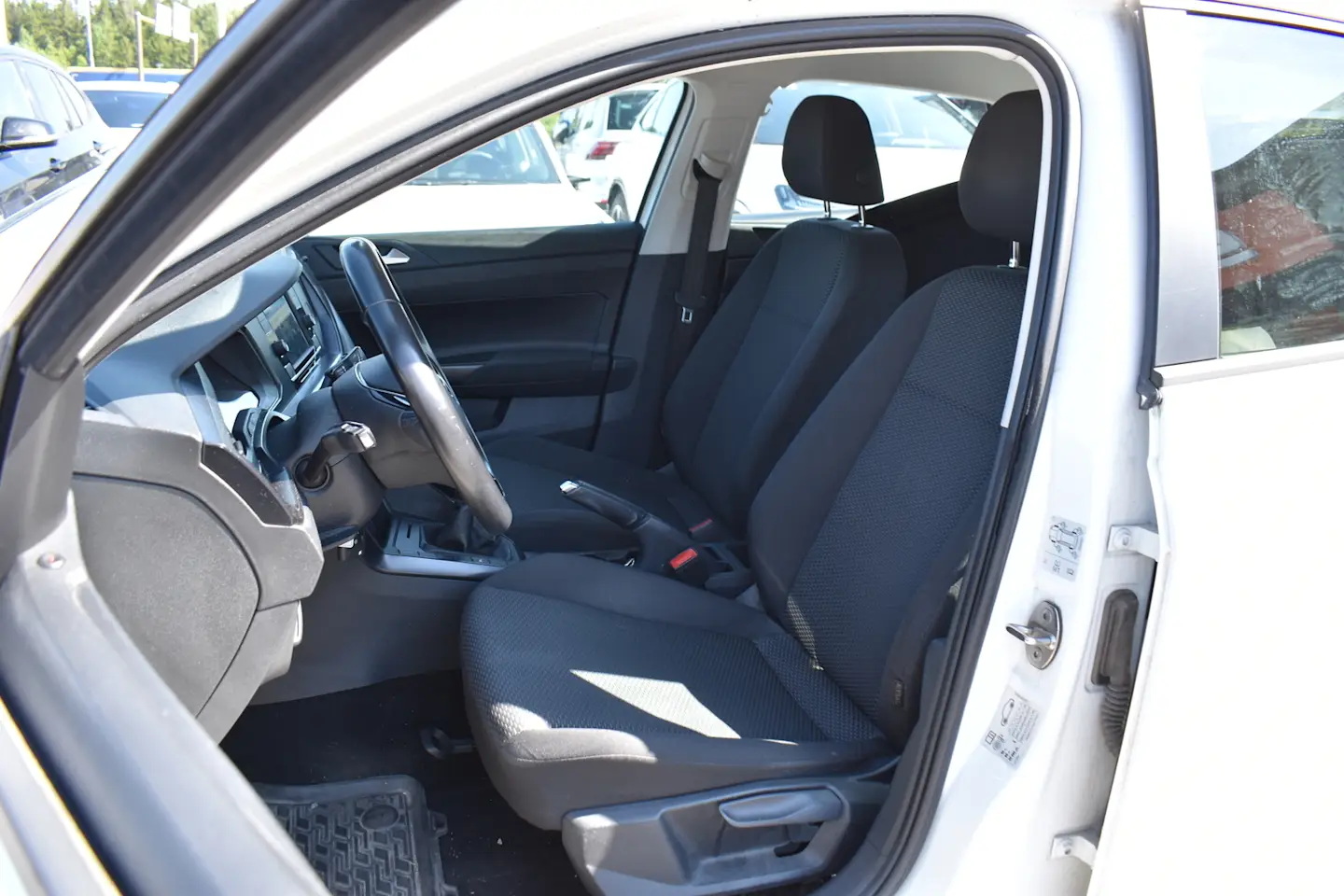 Car Image - 76XzUoT2dkuheoMiIDdQum