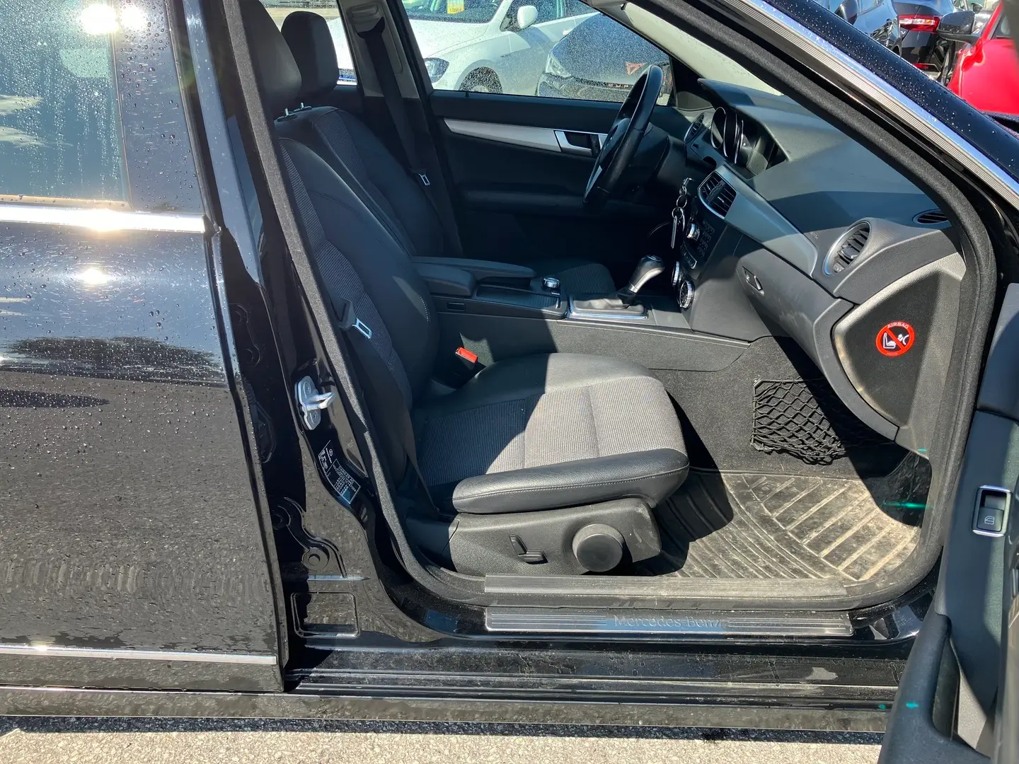 Car Image - 3I7TCiMT3b0jmsasGkYlWw